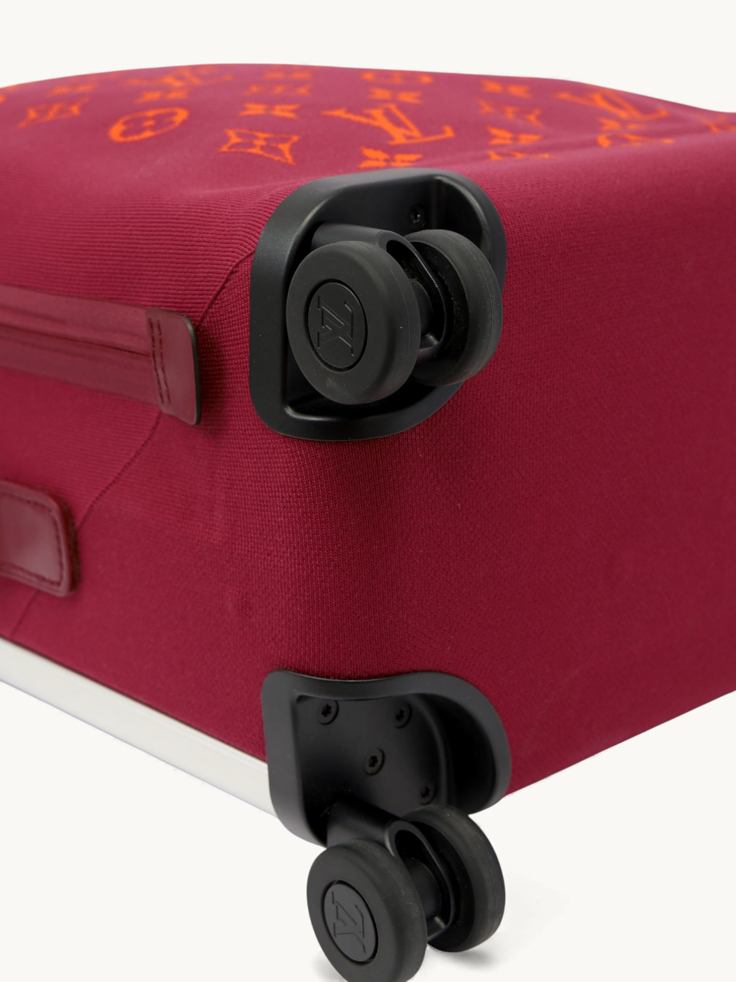 Louis Vuitton Horizon 10