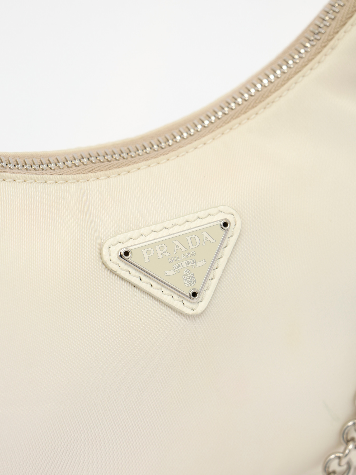 Prada Re-Edition 2005 5