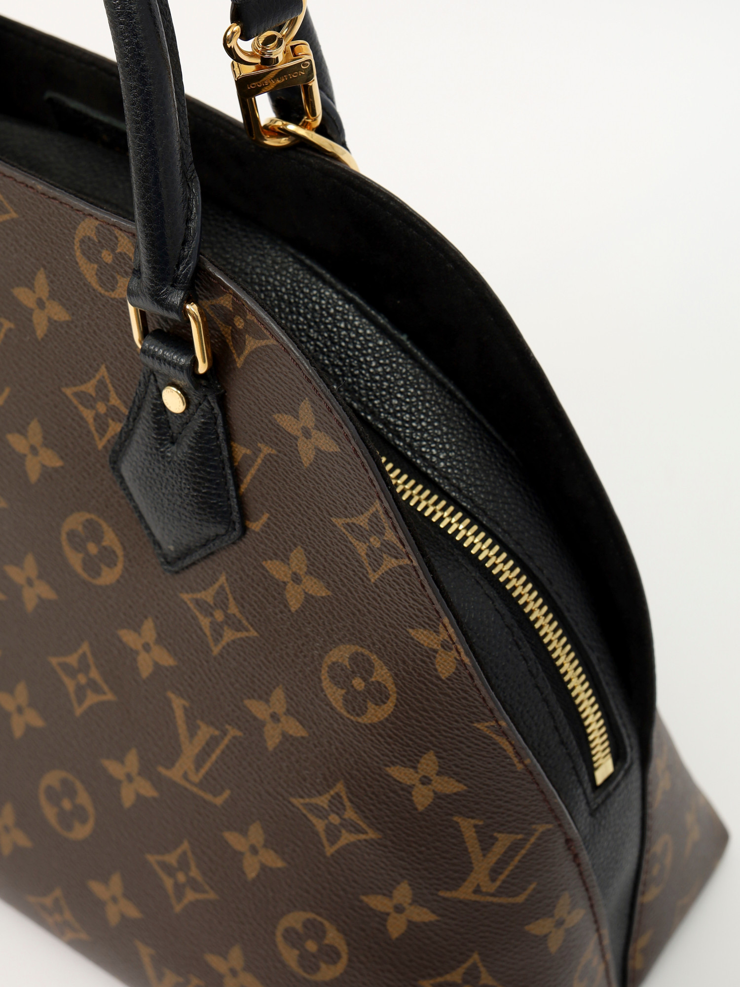 Louis Vuitton Alma 7