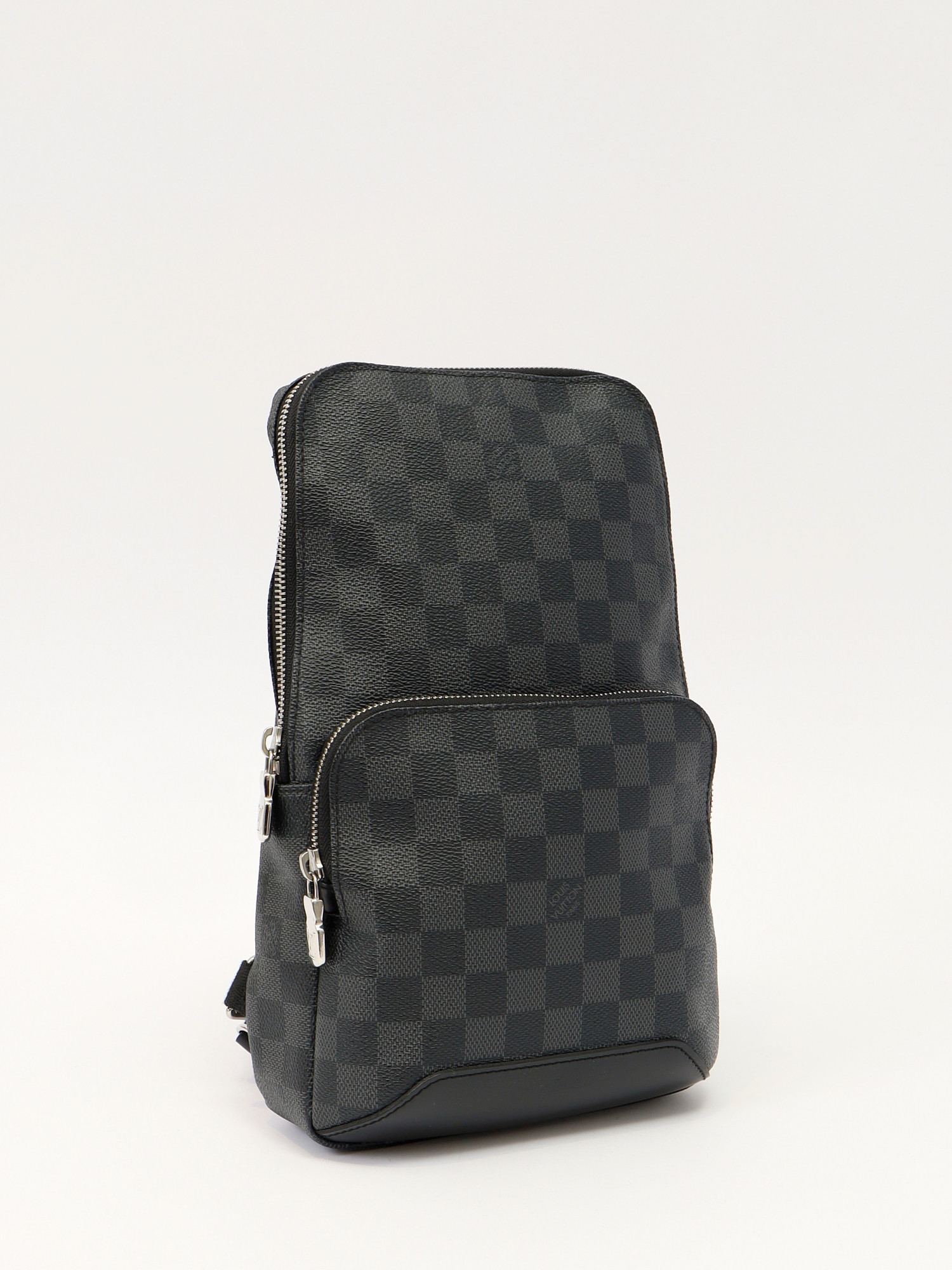 Louis Vuitton Avenue 2