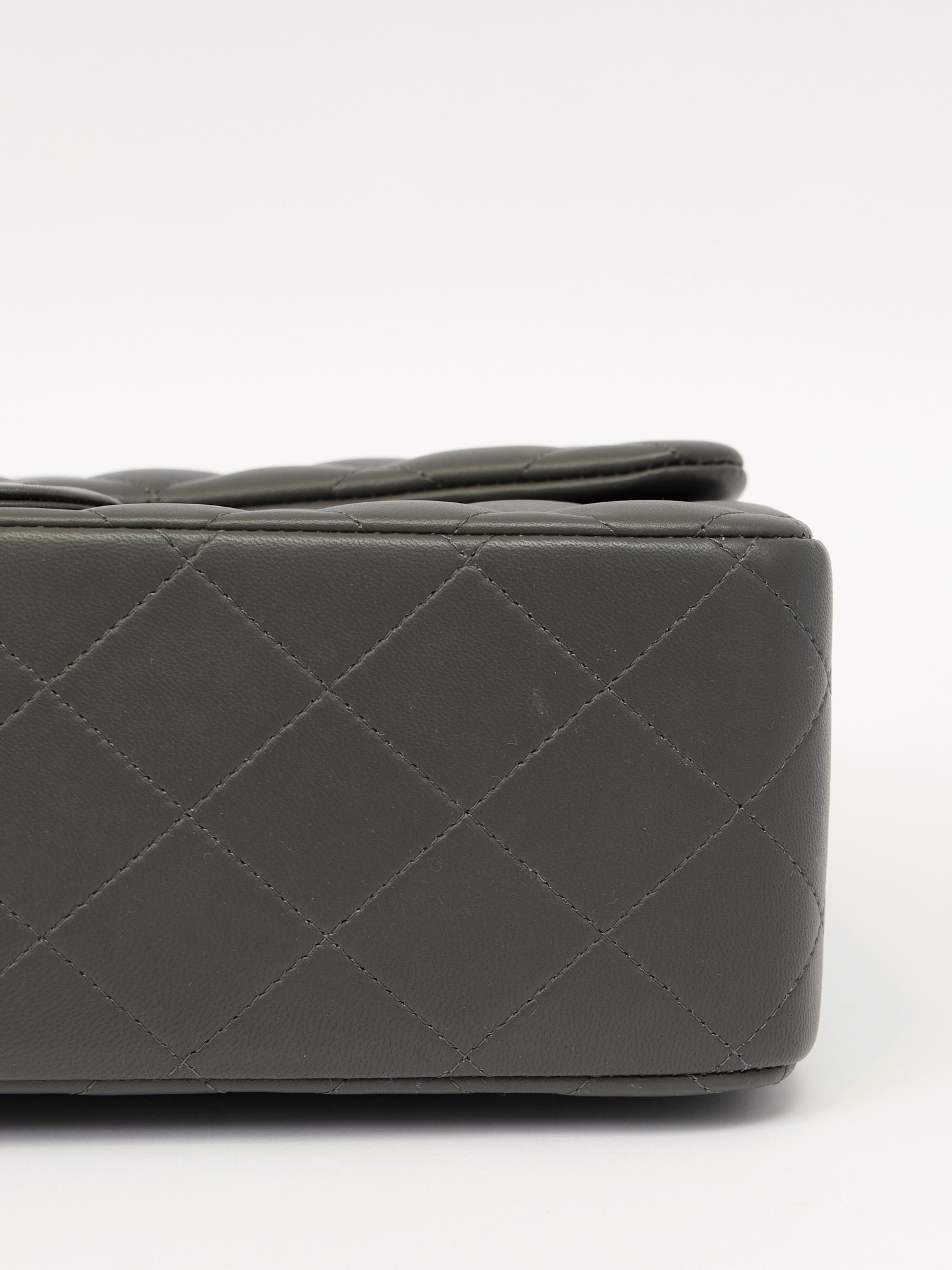 Chanel Timeless Classic 10