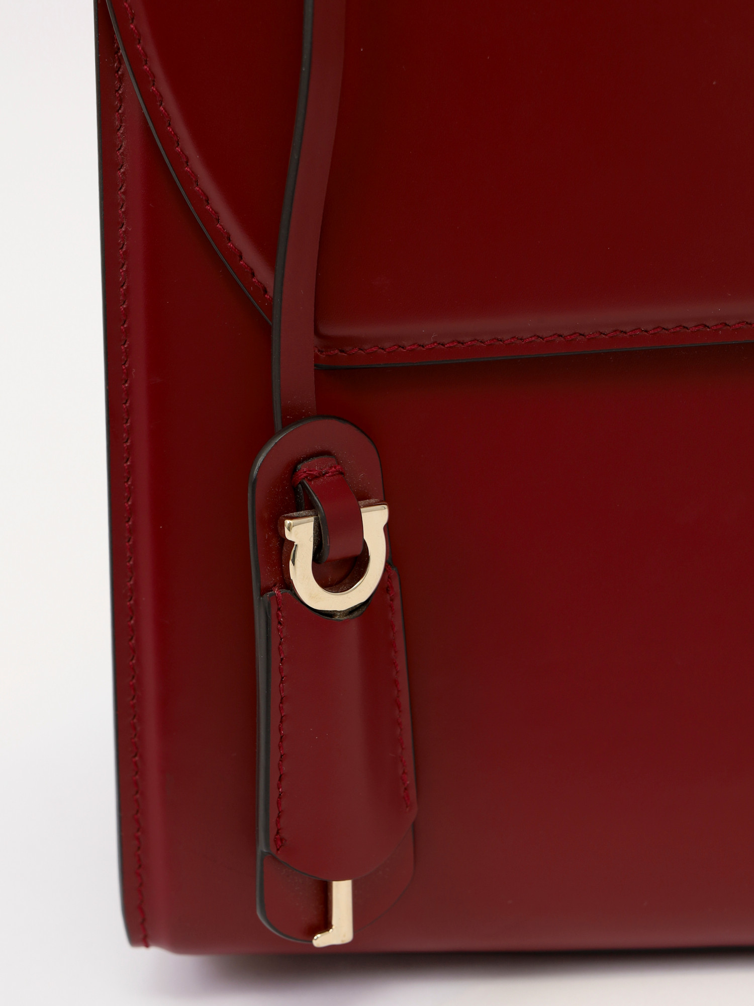 Salvatore Ferragamo Boxyz 6