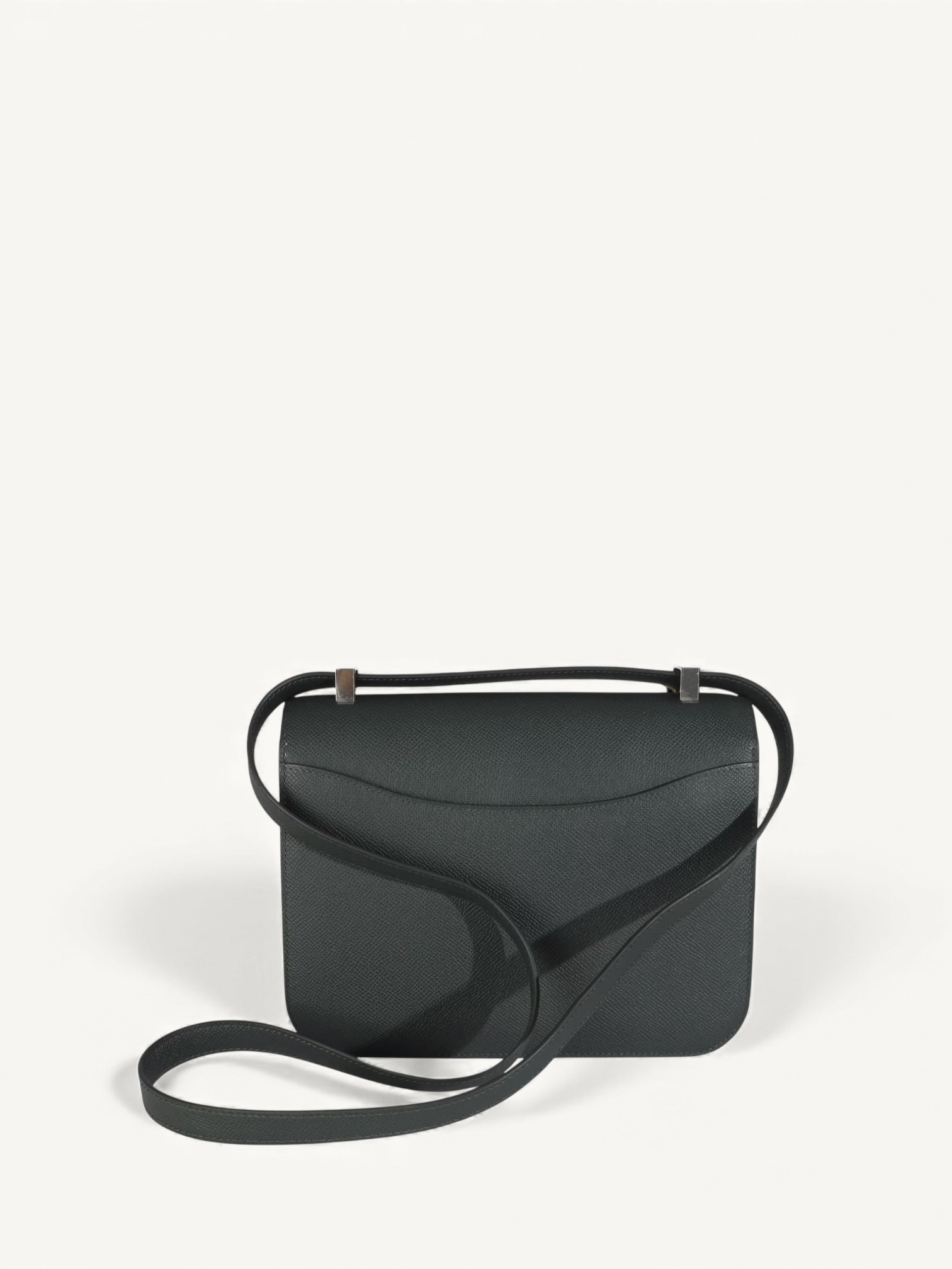 Hermes Constance 18 3
