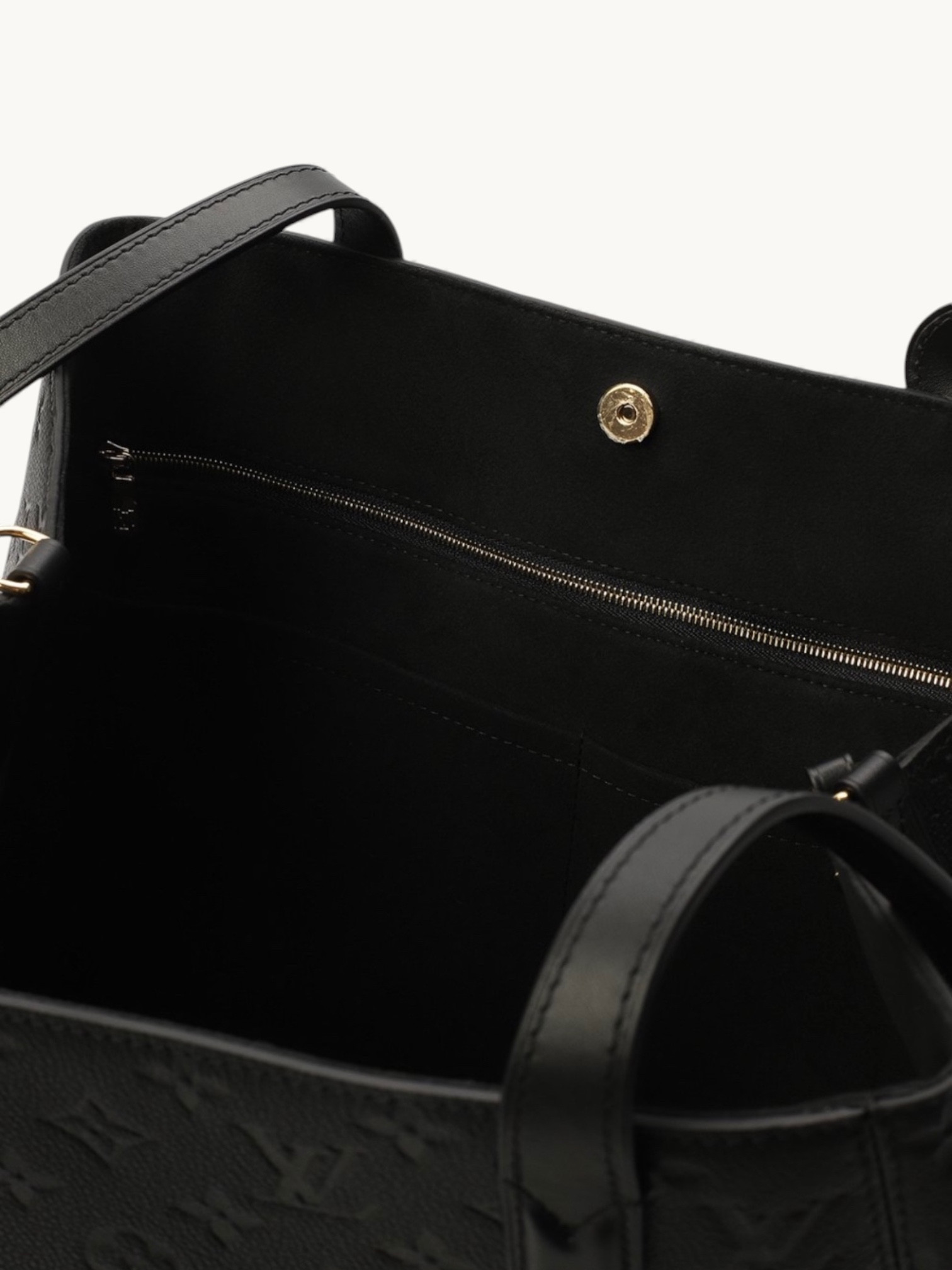 Louis Vuitton All In One  5