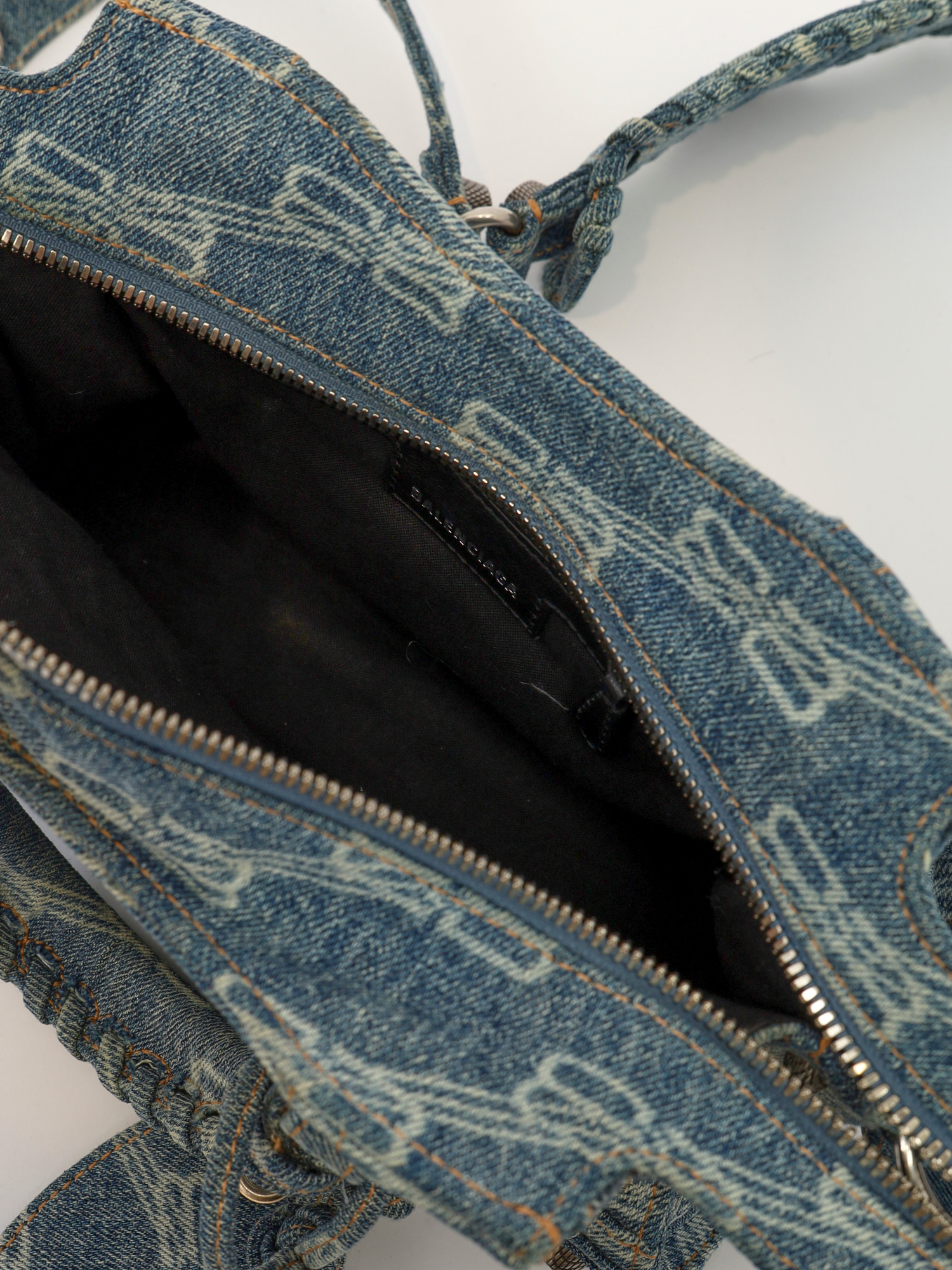 Balenciaga Neo Cagole 12