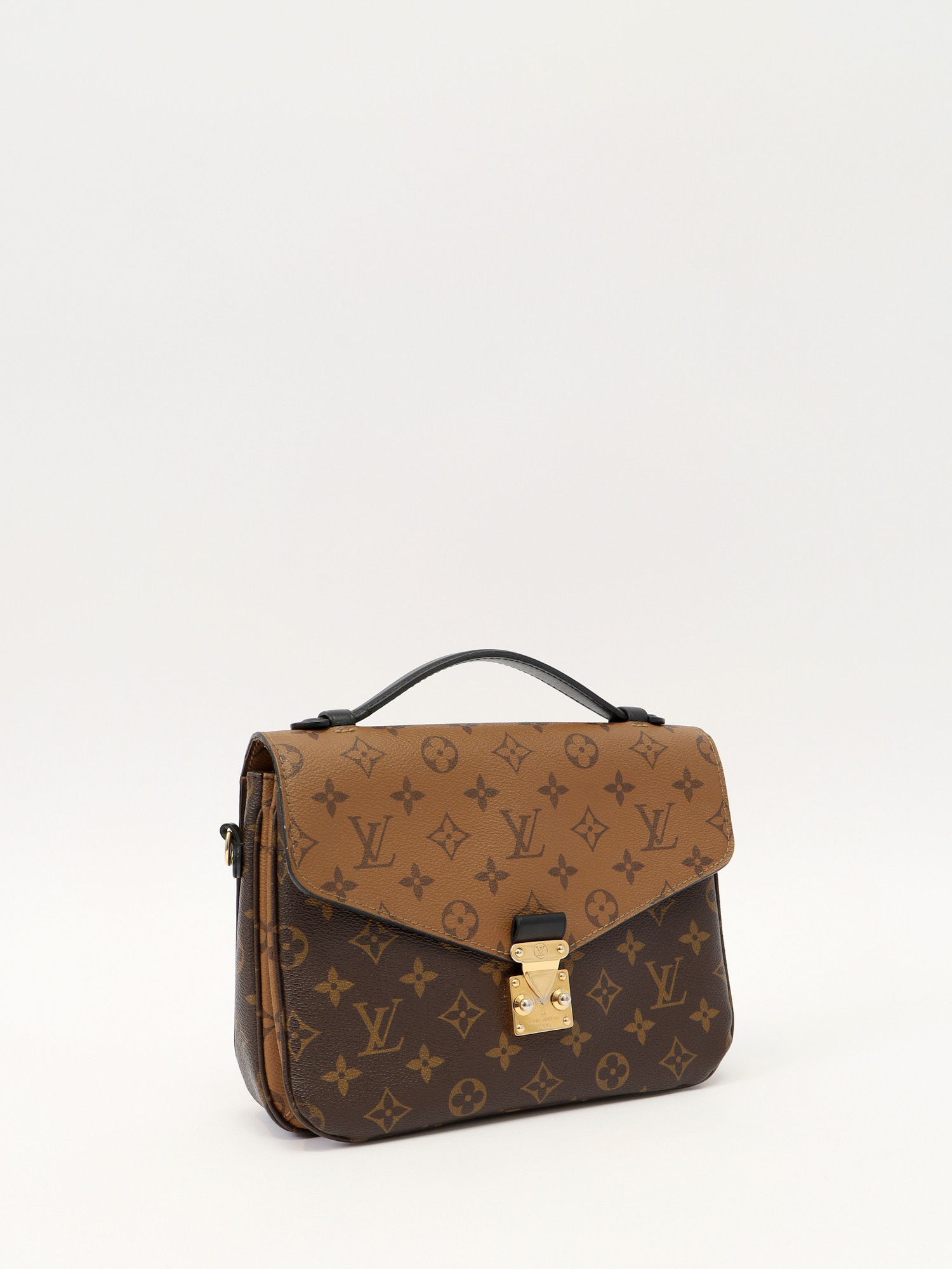 Louis Vuitton Pochette Metis 2