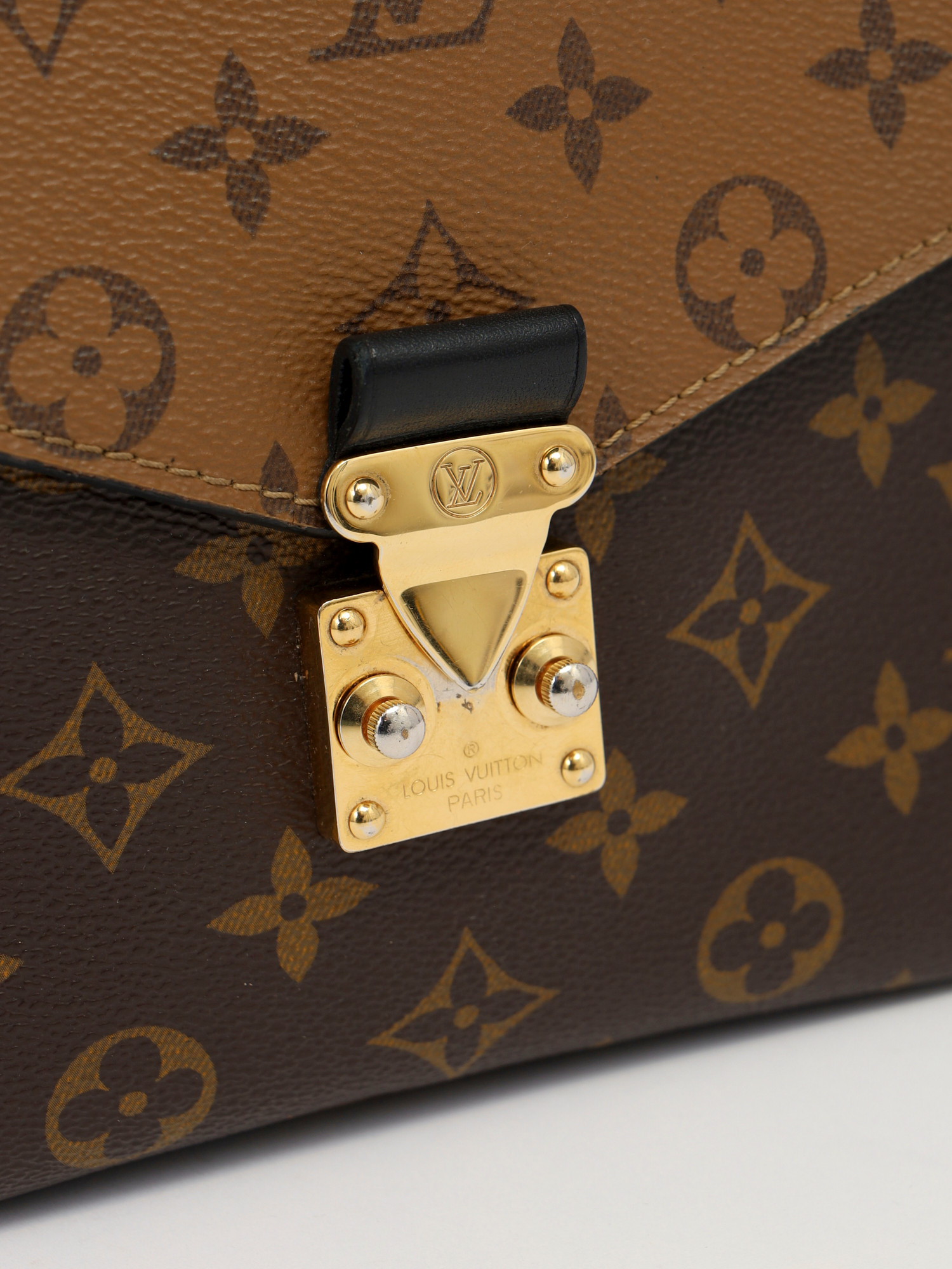 Louis Vuitton Pochette Metis 5