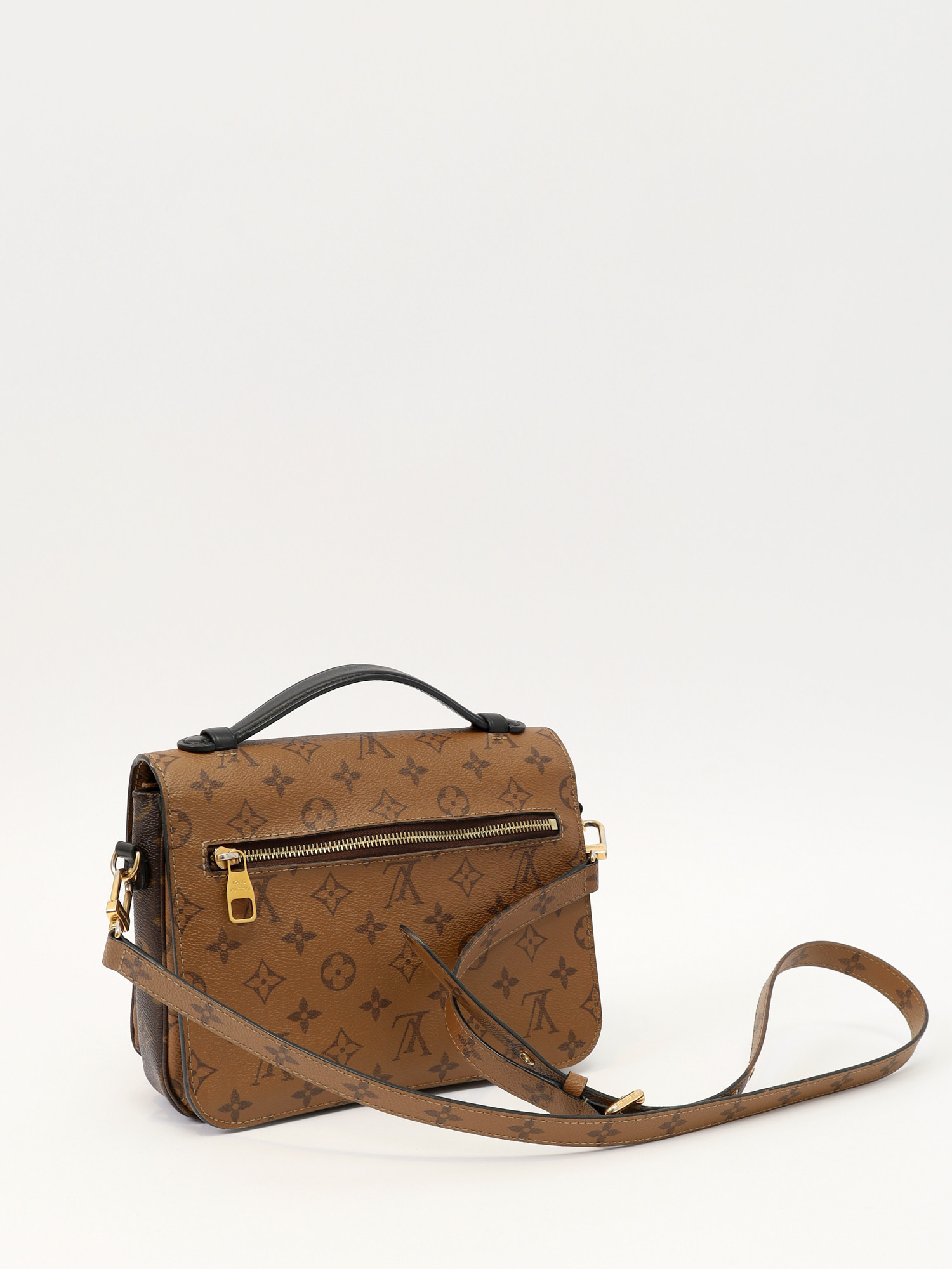 Louis Vuitton Pochette Metis 3