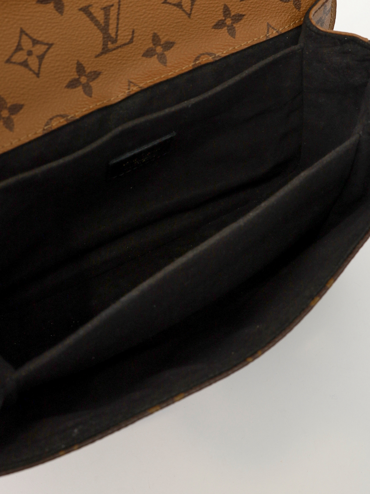 Louis Vuitton Pochette Metis 11