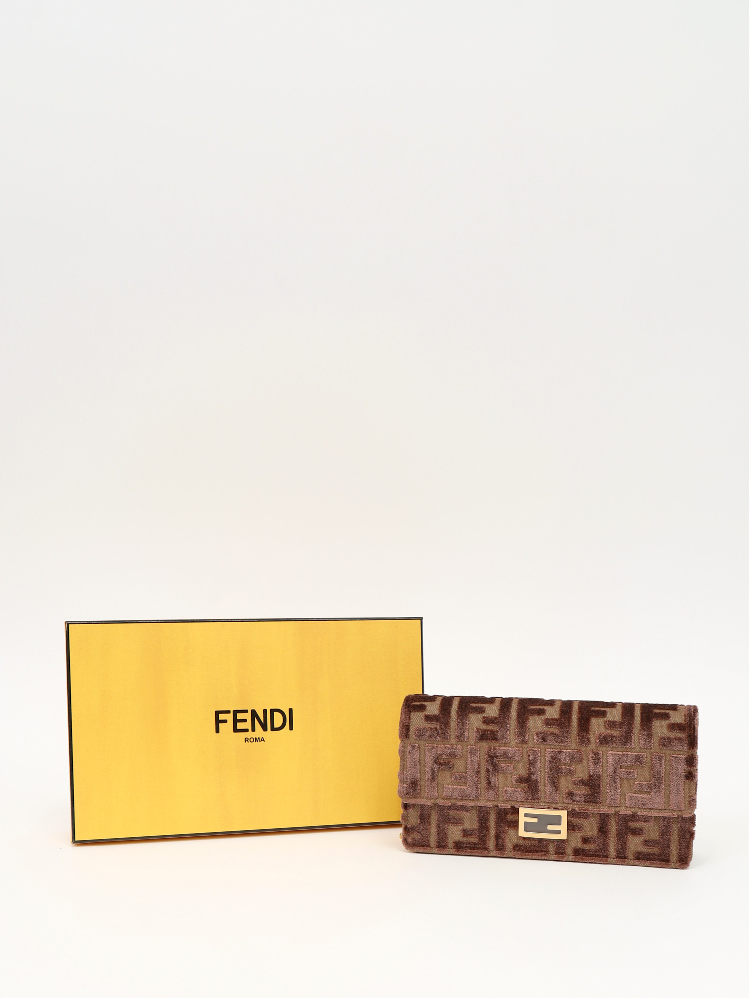 Fendi Baguette 4