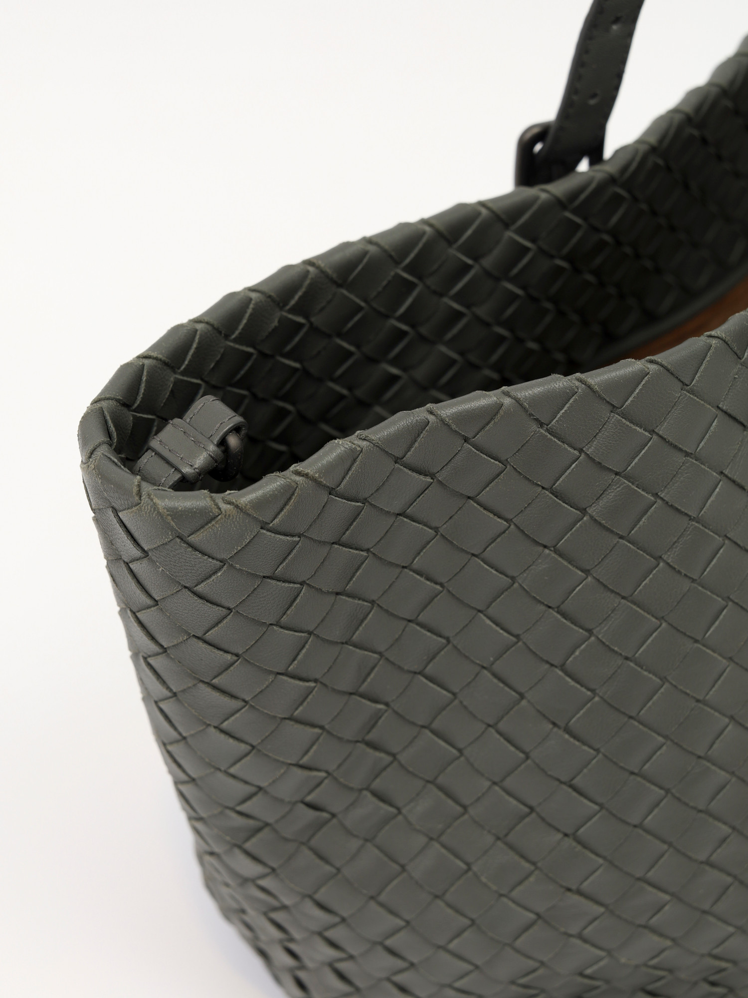 Bottega Veneta Cabat 4