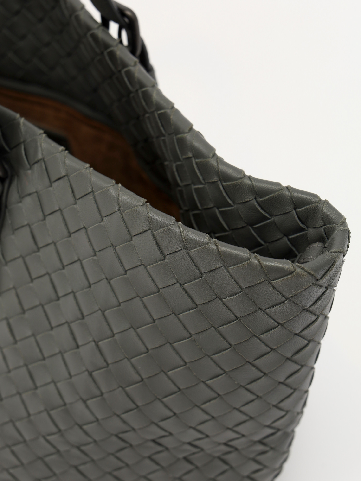 Bottega Veneta Cabat 5