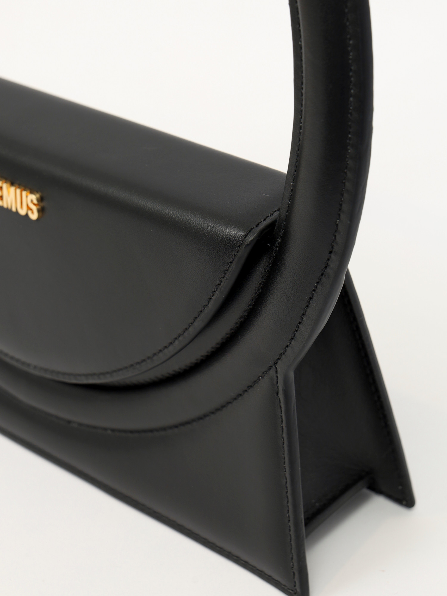 Jacquemus Le Sac Rond 6