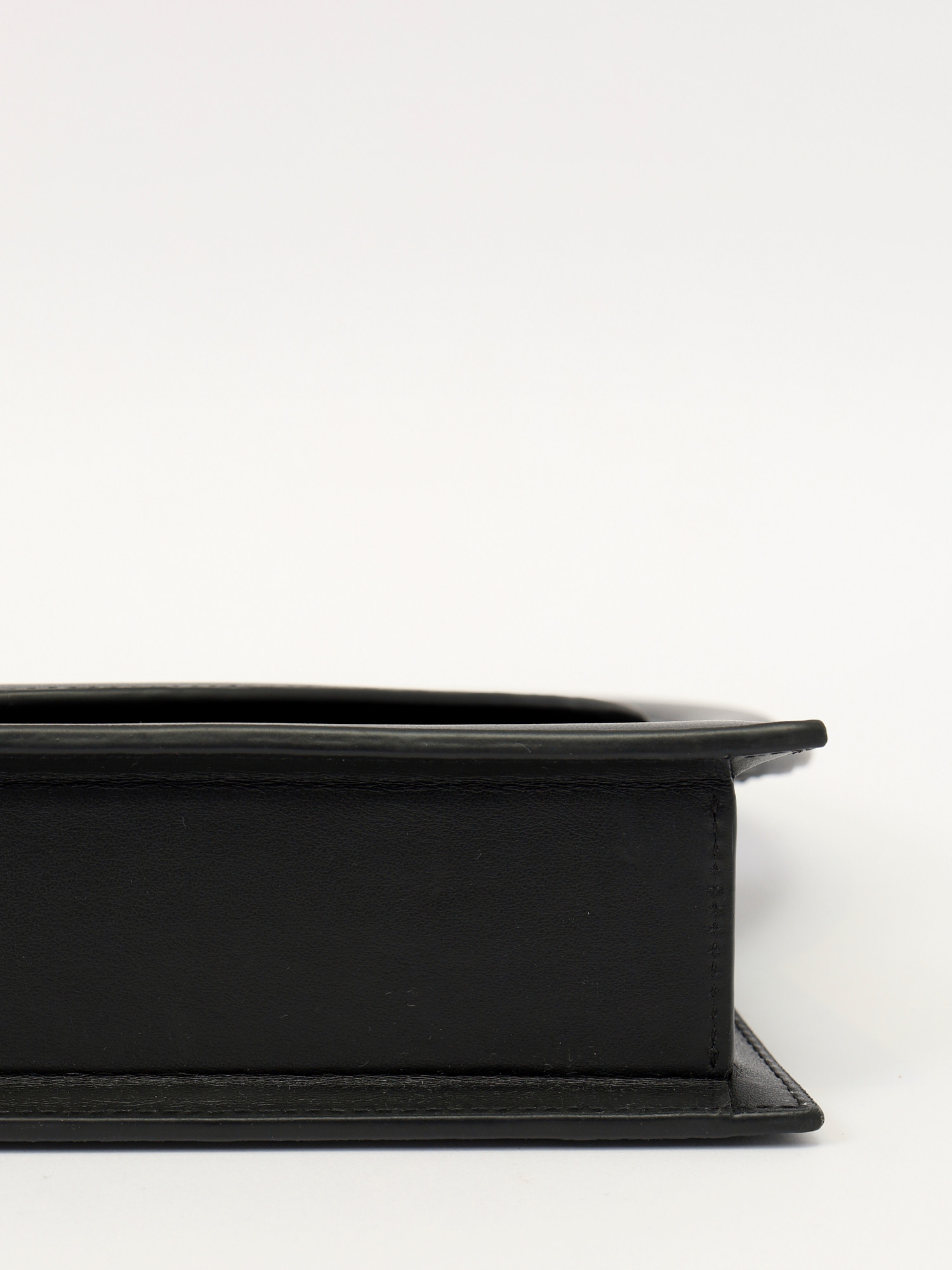 Jacquemus Le Sac Rond 8