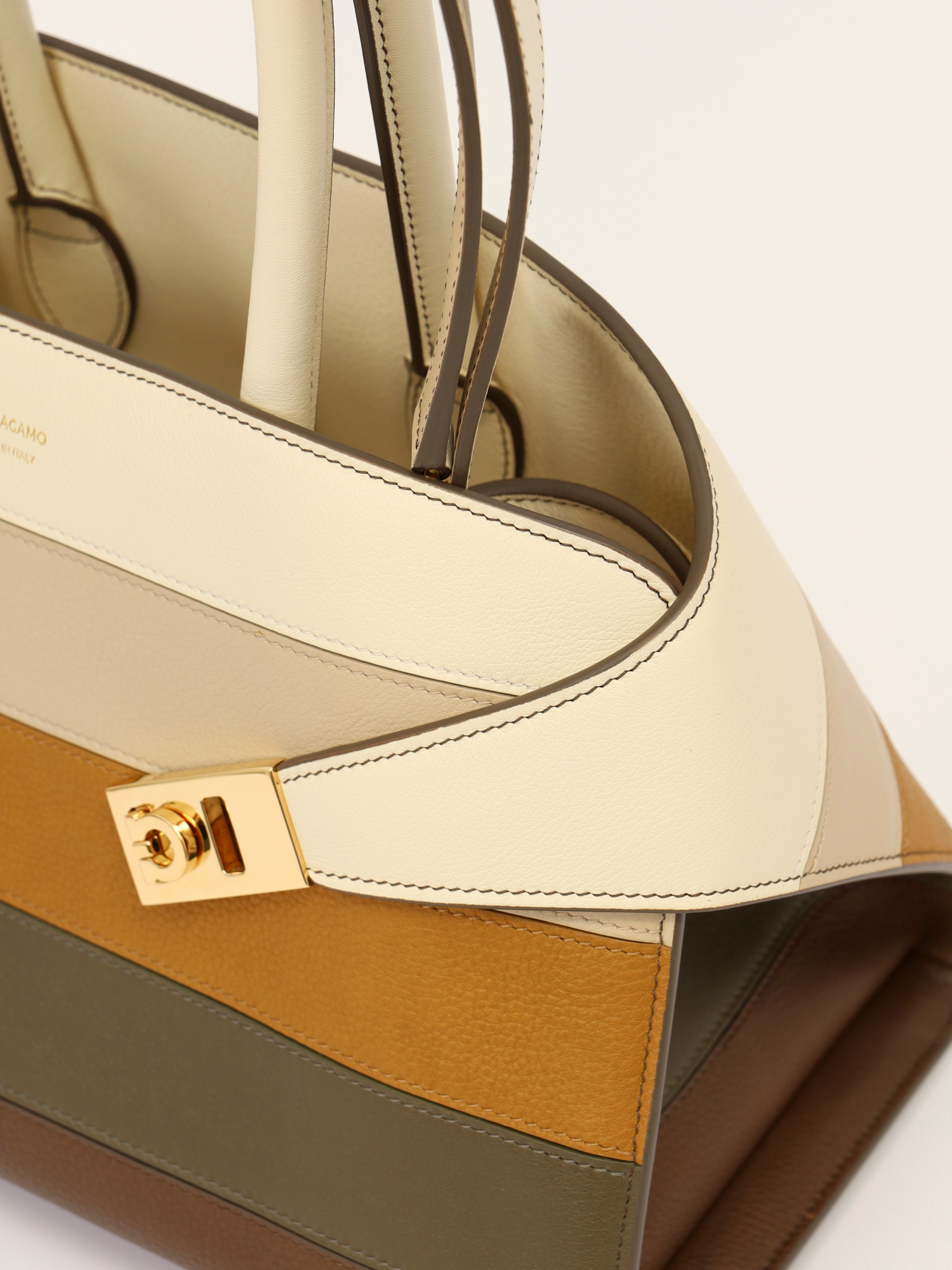 Salvatore Ferragamo Hug 9