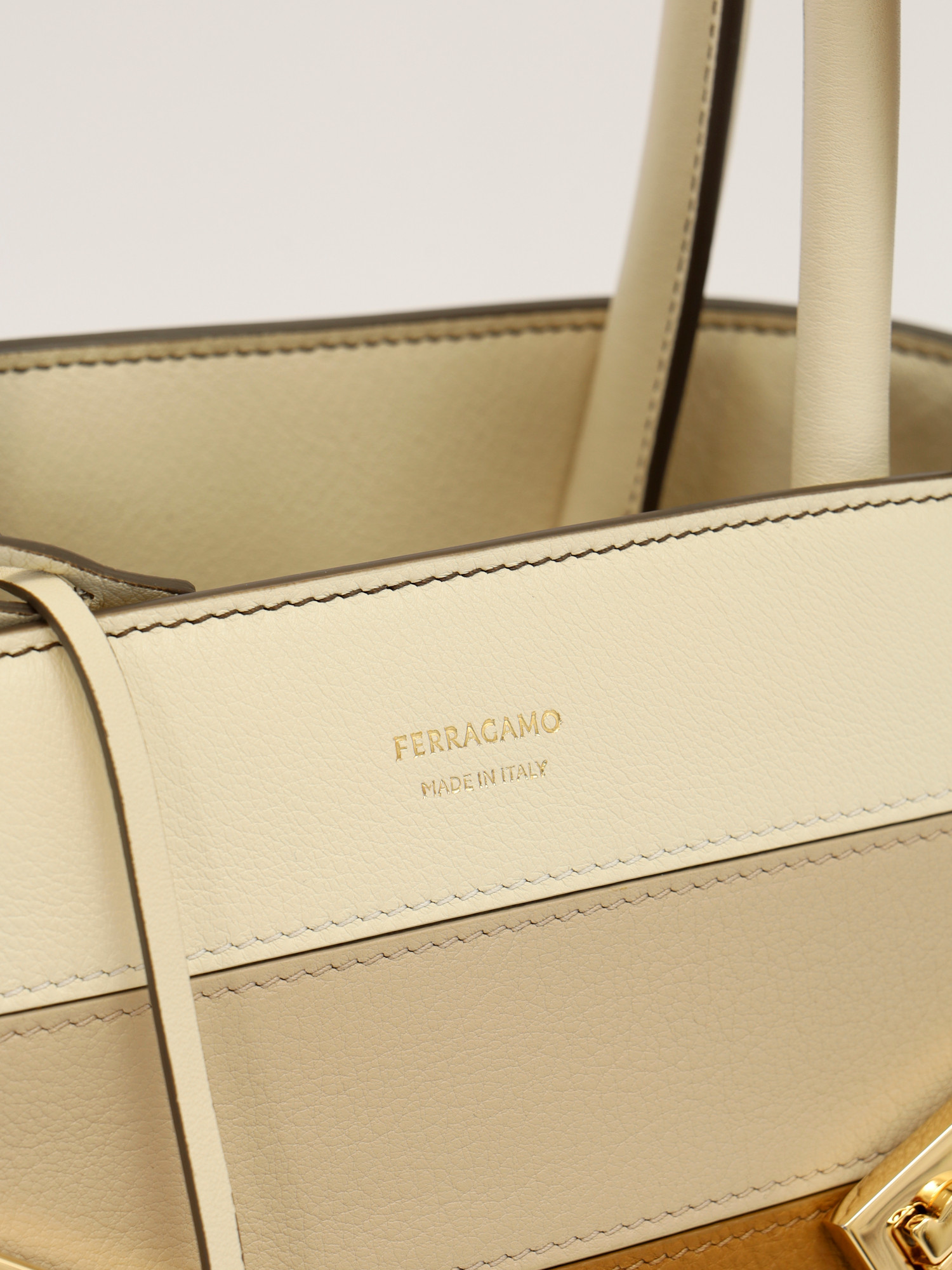 Salvatore Ferragamo Hug 5