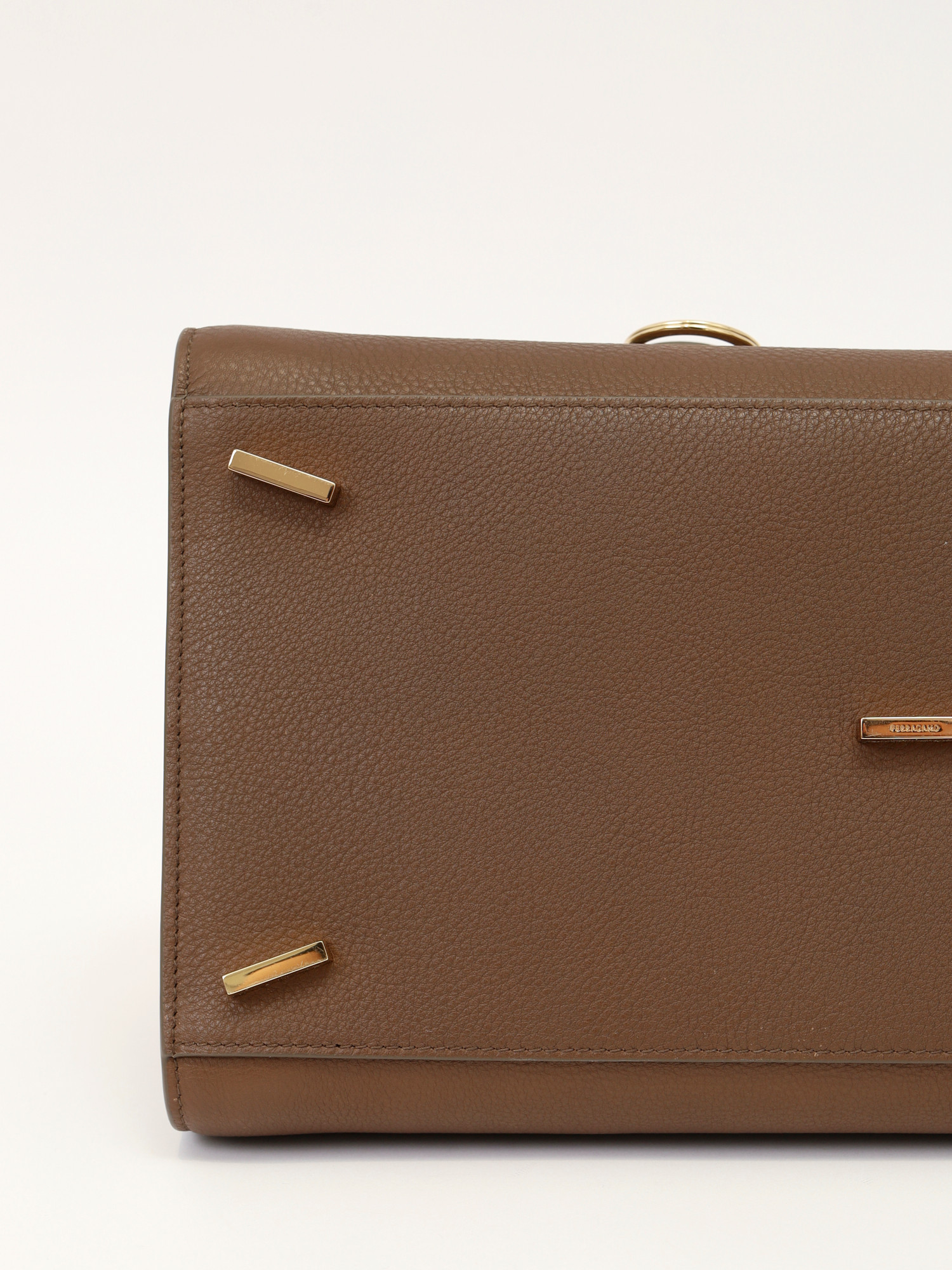 Salvatore Ferragamo Hug 10