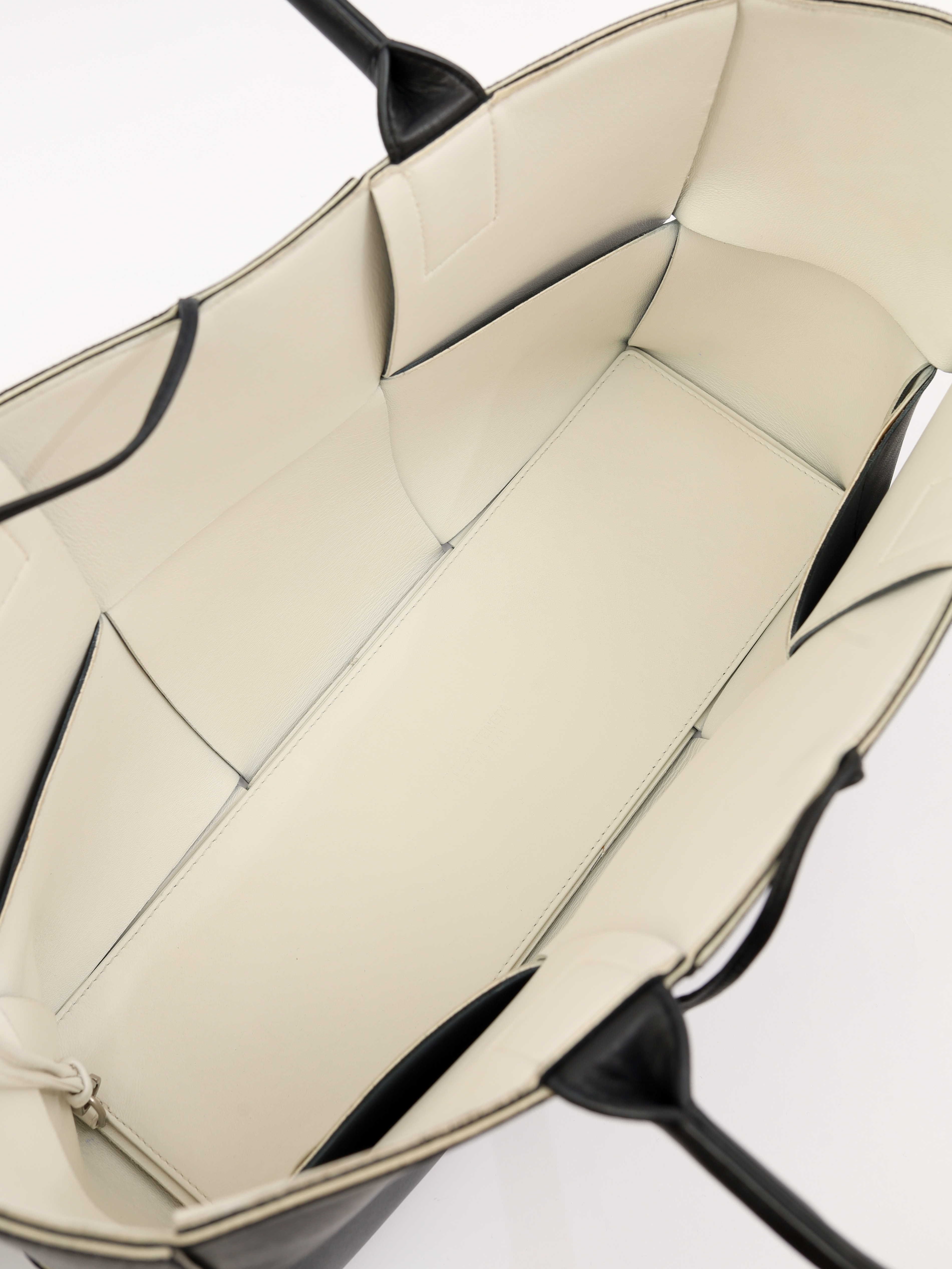 Bottega Veneta Arco 8