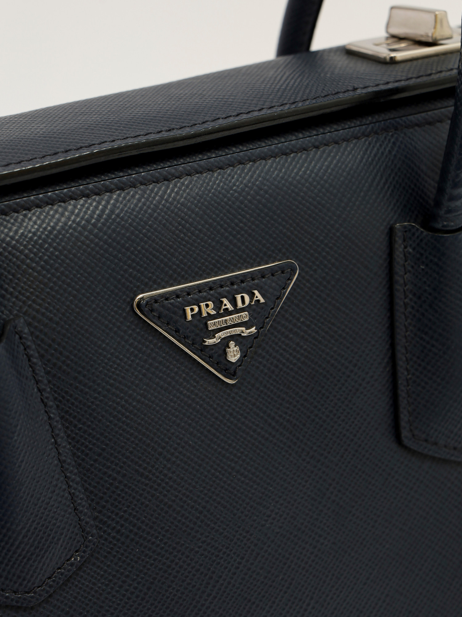 Сумки Prada Double изображение #6