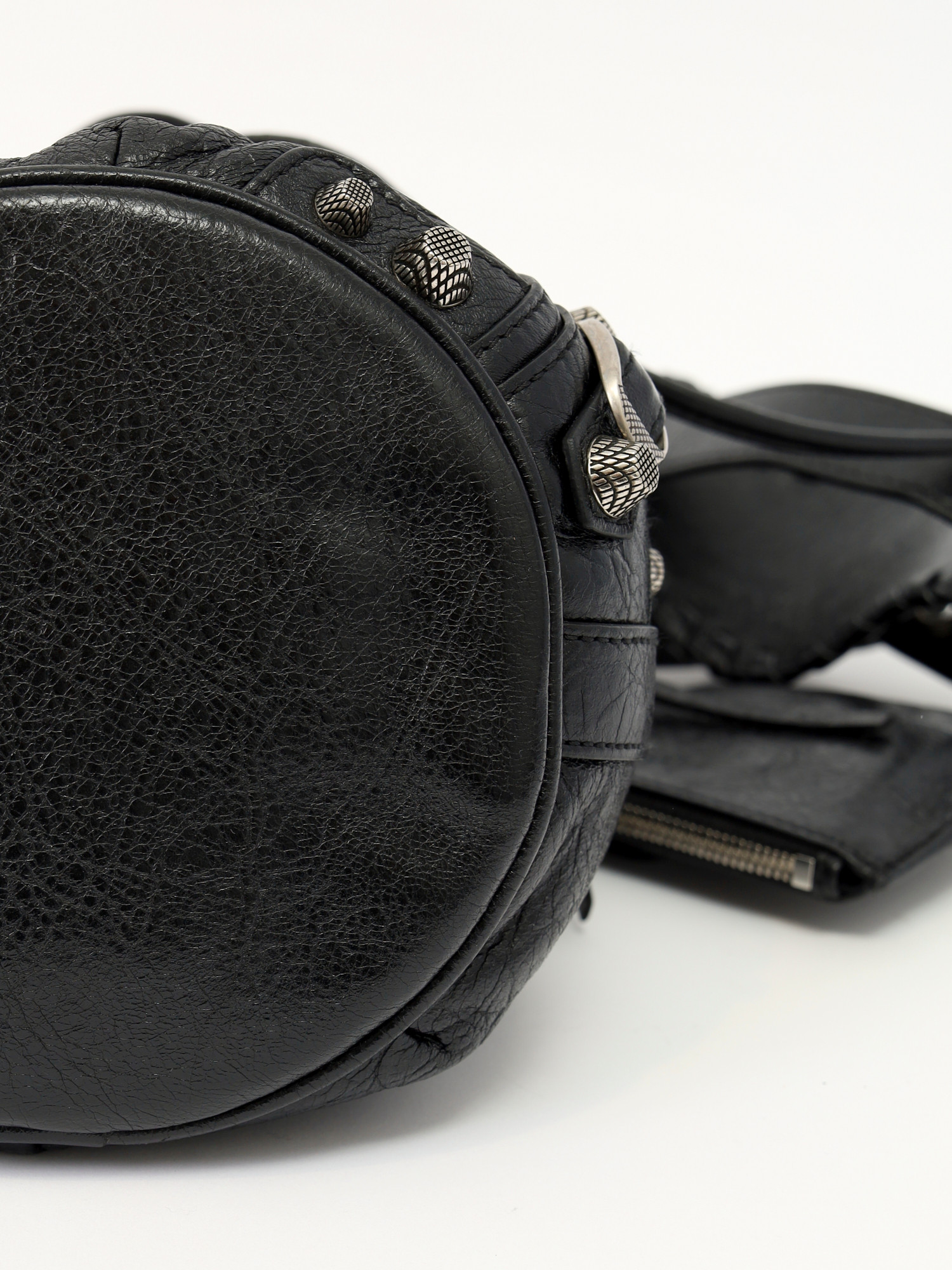 Balenciaga Le Cagole 10