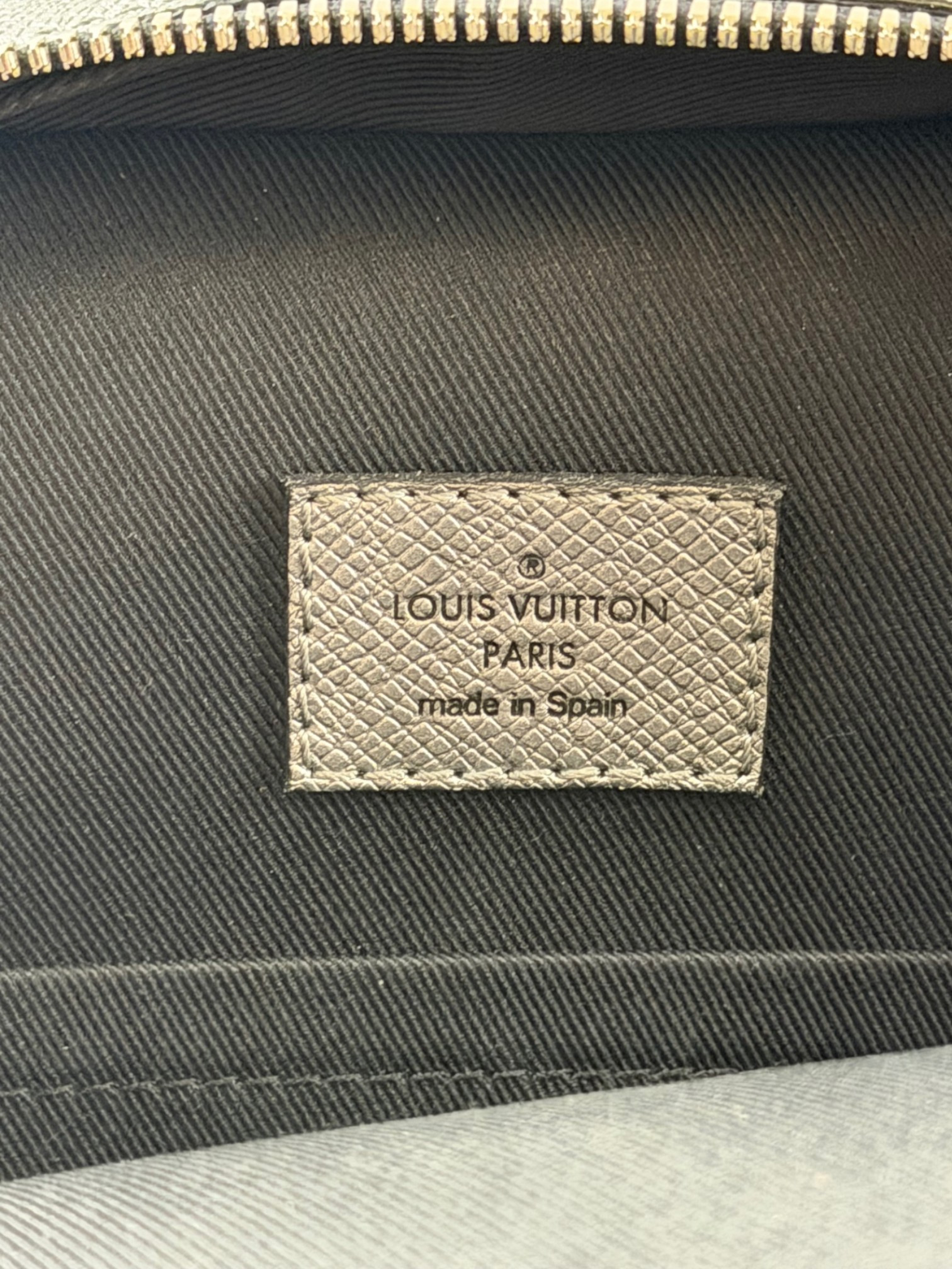 Louis Vuitton Outdoor Sling 4