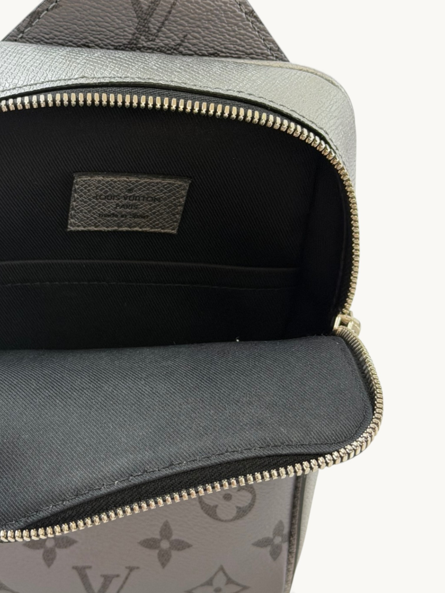 Louis Vuitton Outdoor Sling 6