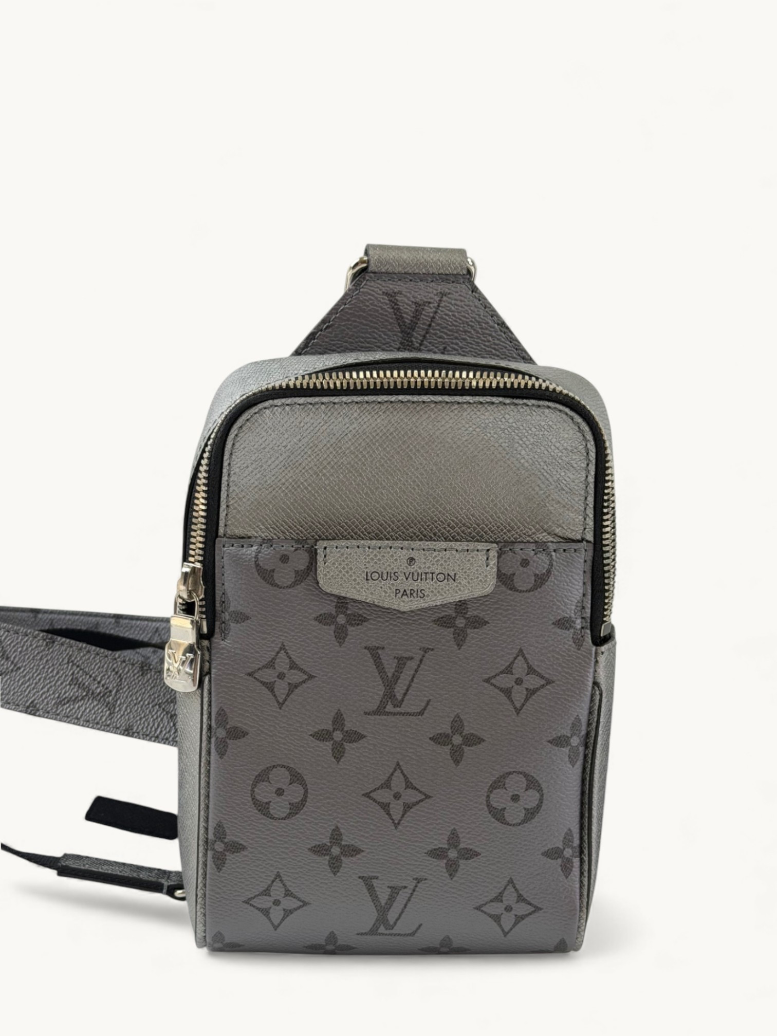 Louis Vuitton Outdoor Sling 1