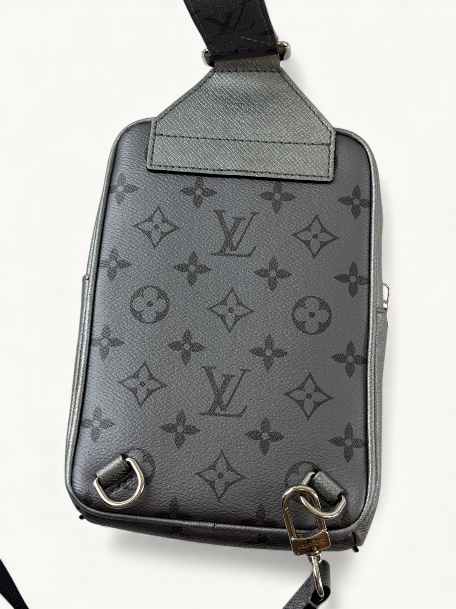 Louis Vuitton Outdoor Sling 2