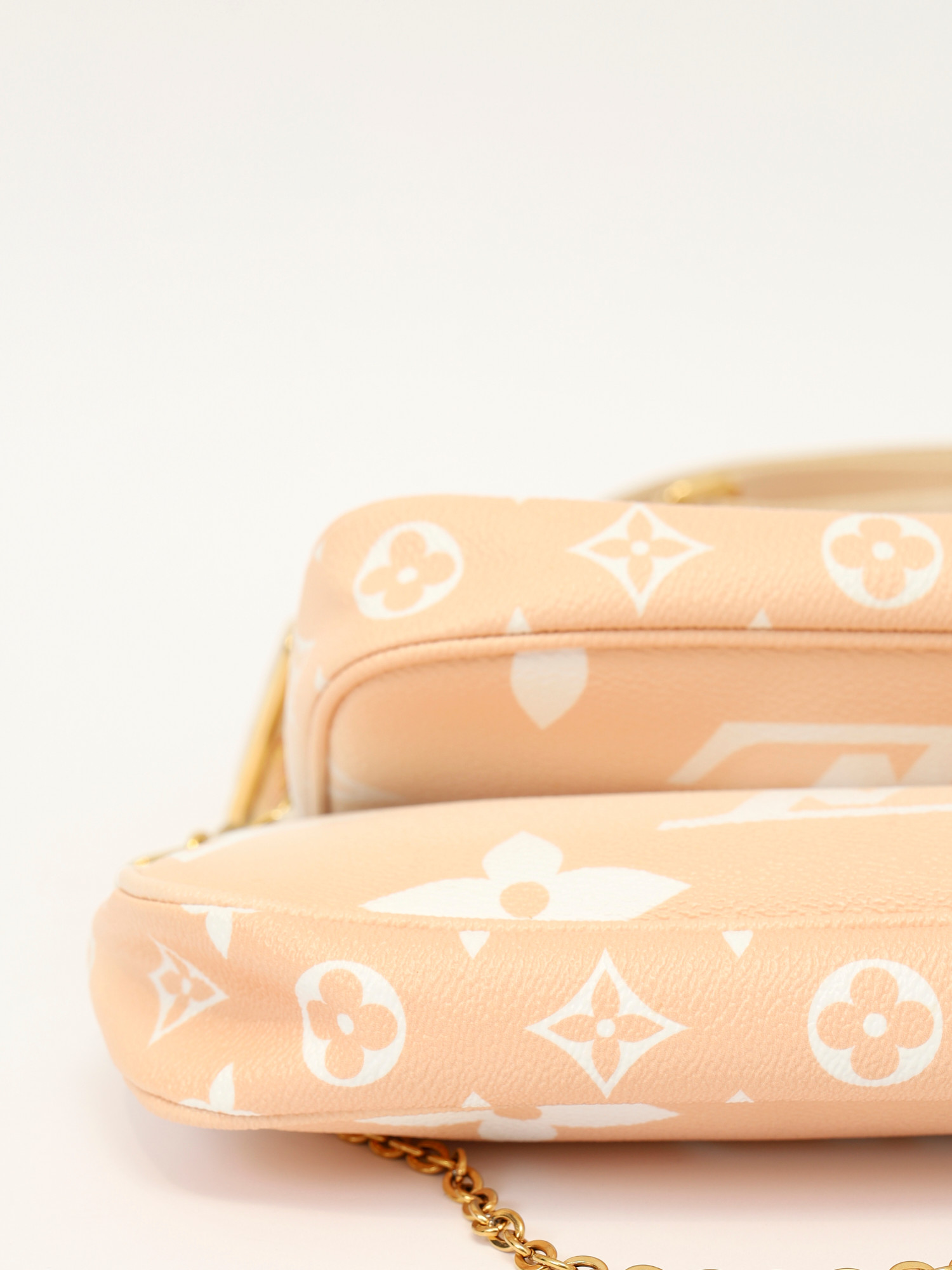 Louis Vuitton Multi Pochette 9