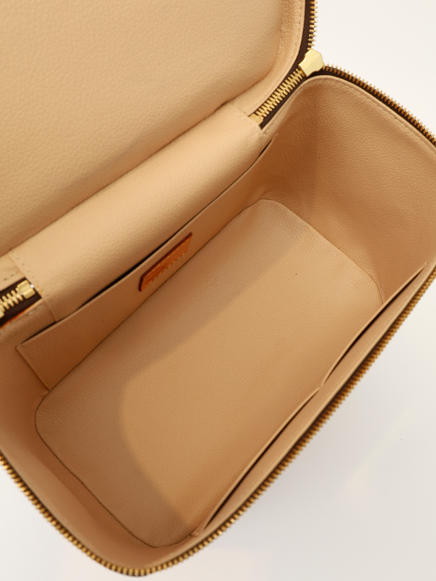 Louis Vuitton Nice 9