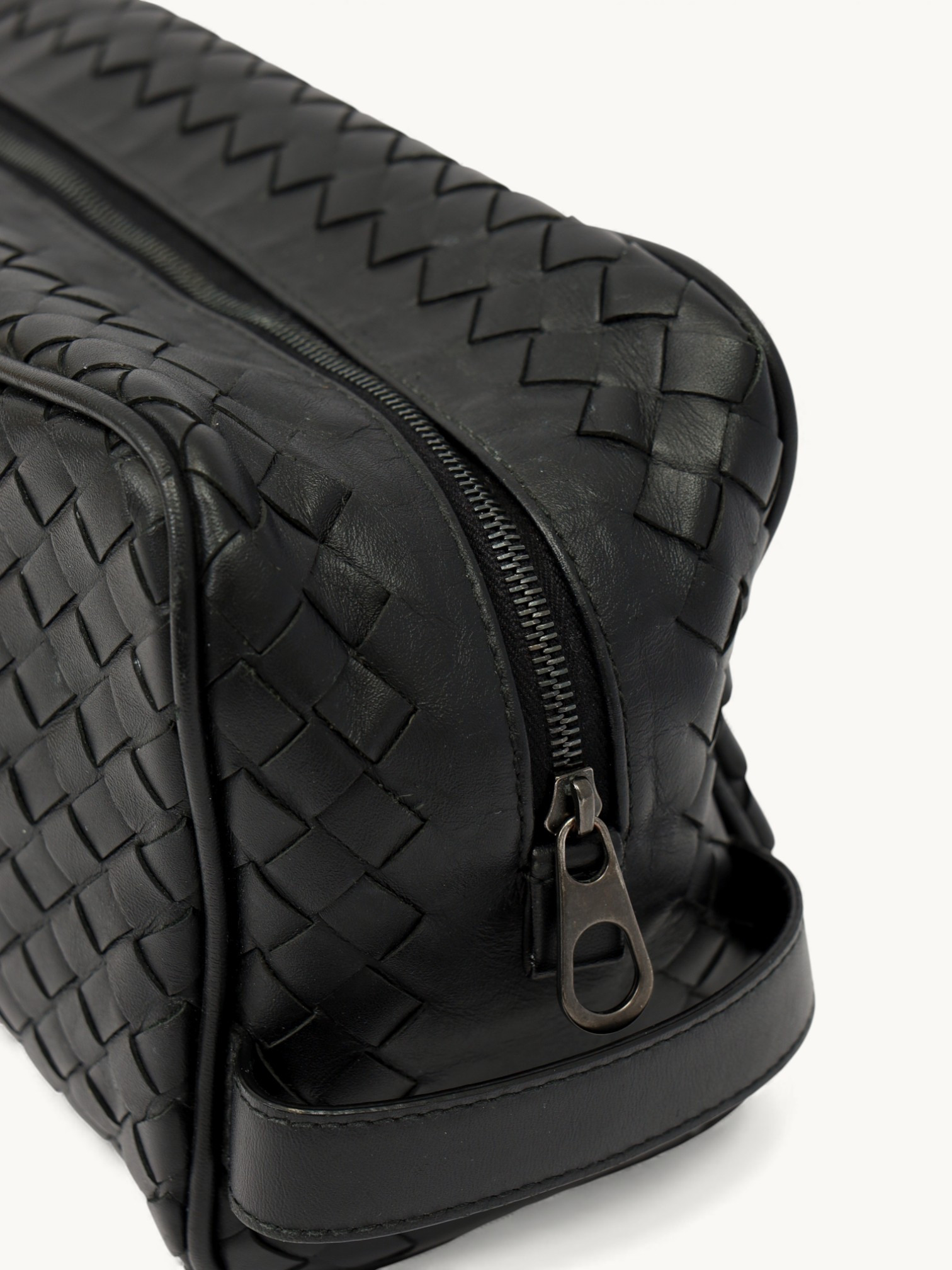 Bottega Veneta Case 4