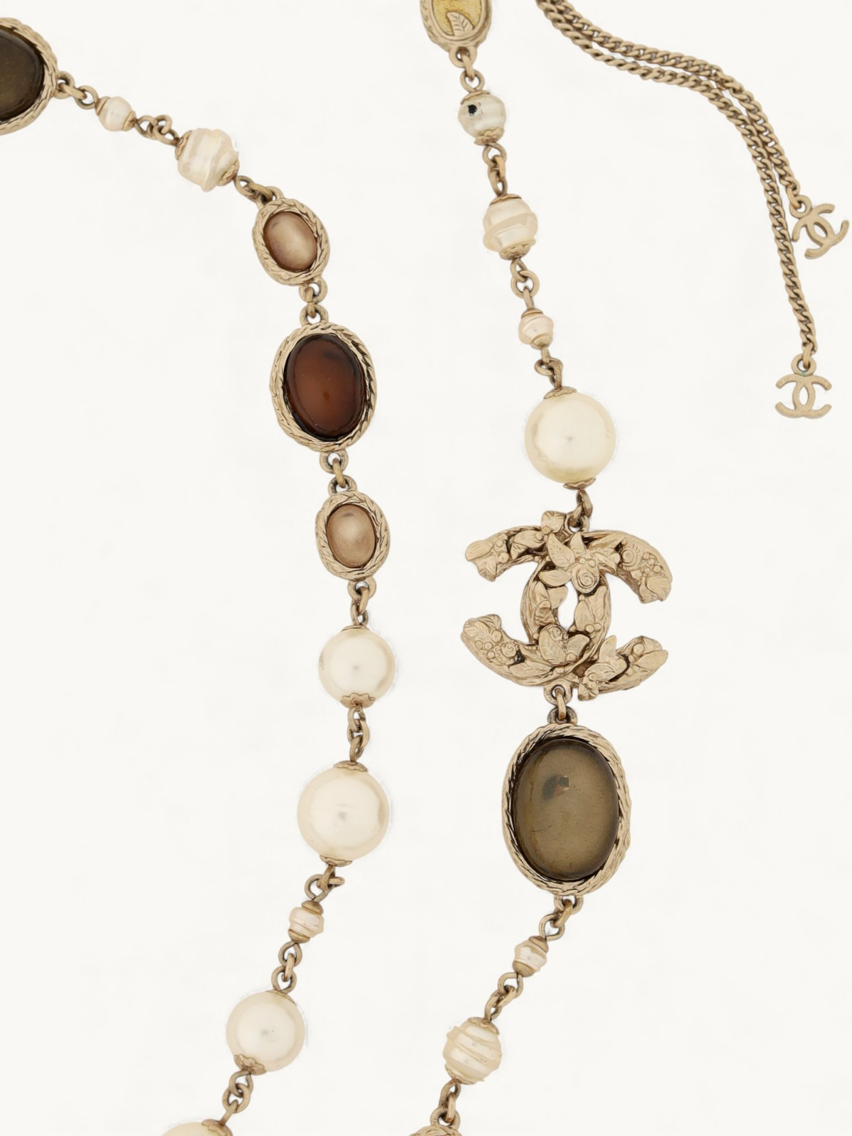 Chanel Necklace 3