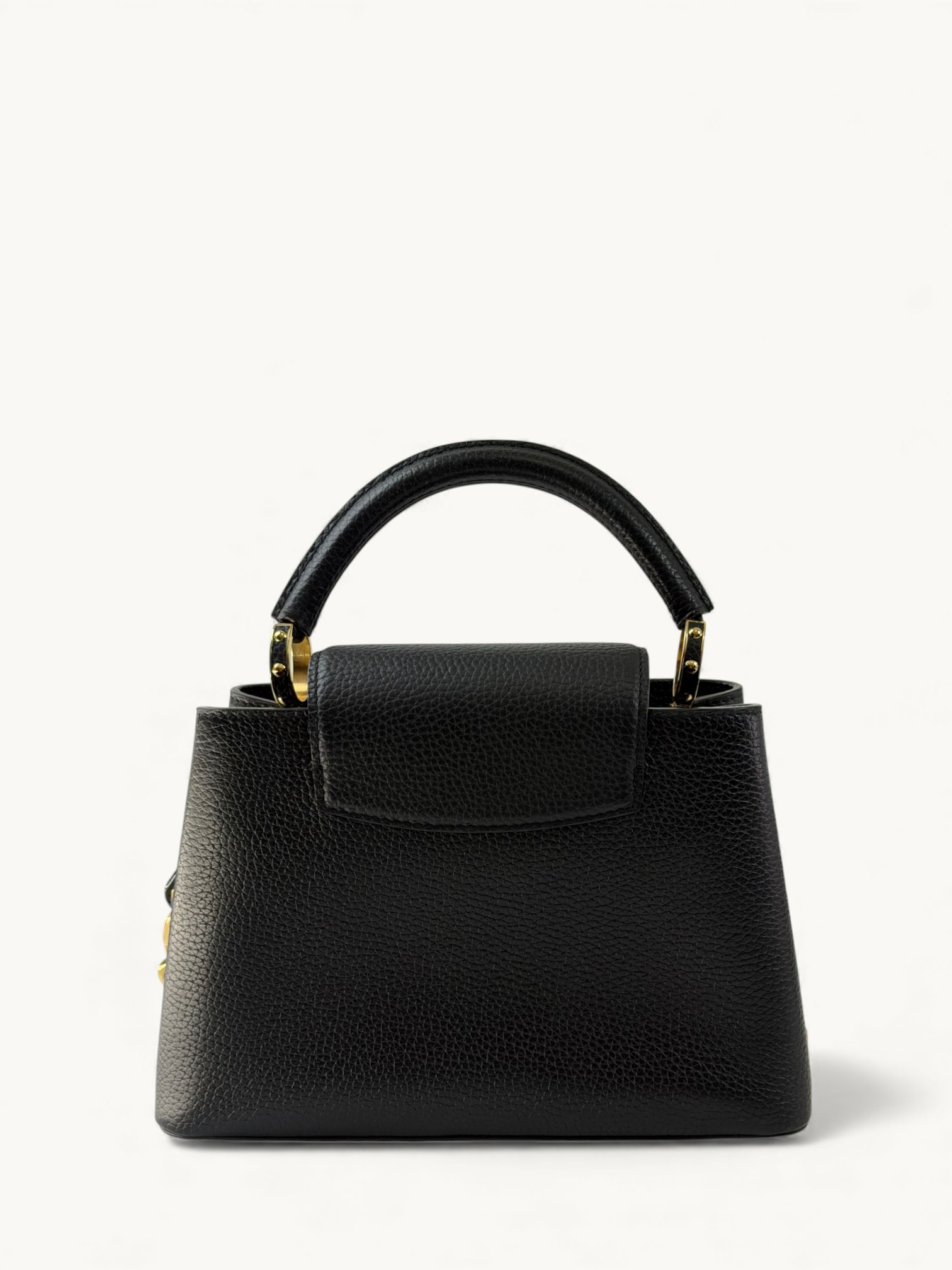 Louis Vuitton Capucines 4