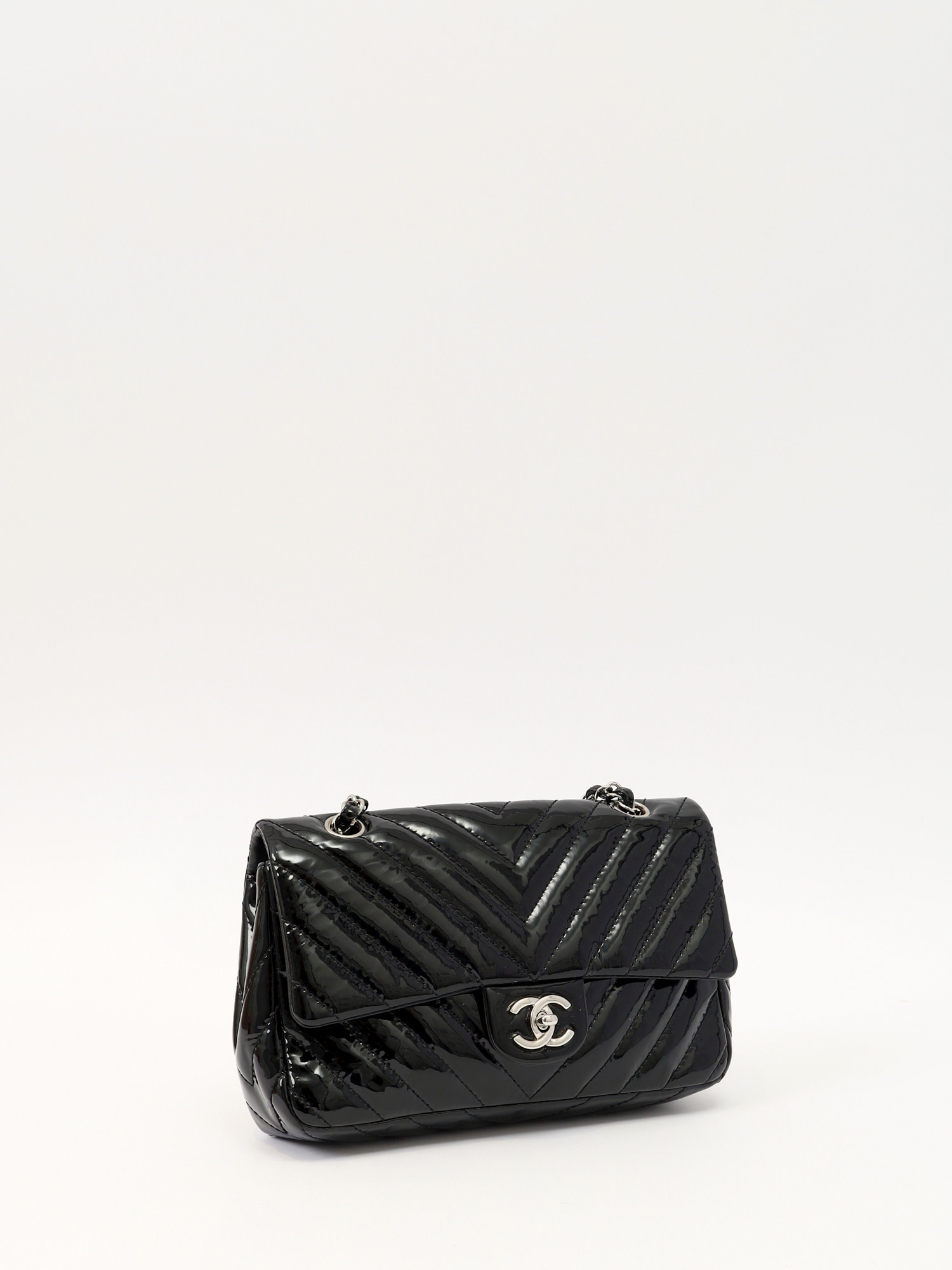 Chanel Timeless Classic 2