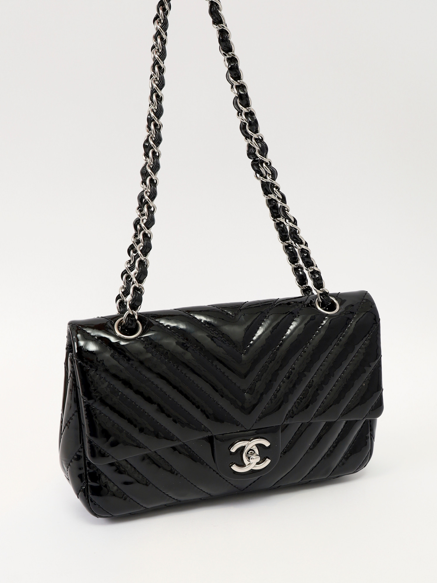Chanel Timeless Classic 4