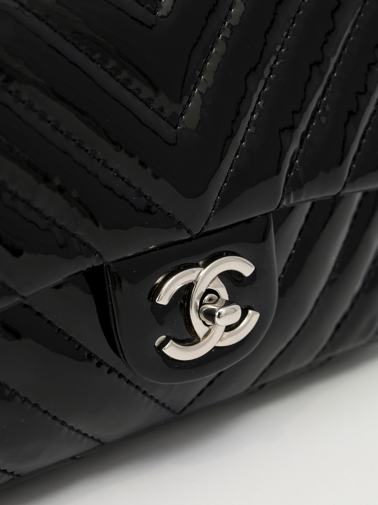 Chanel Timeless Classic 5