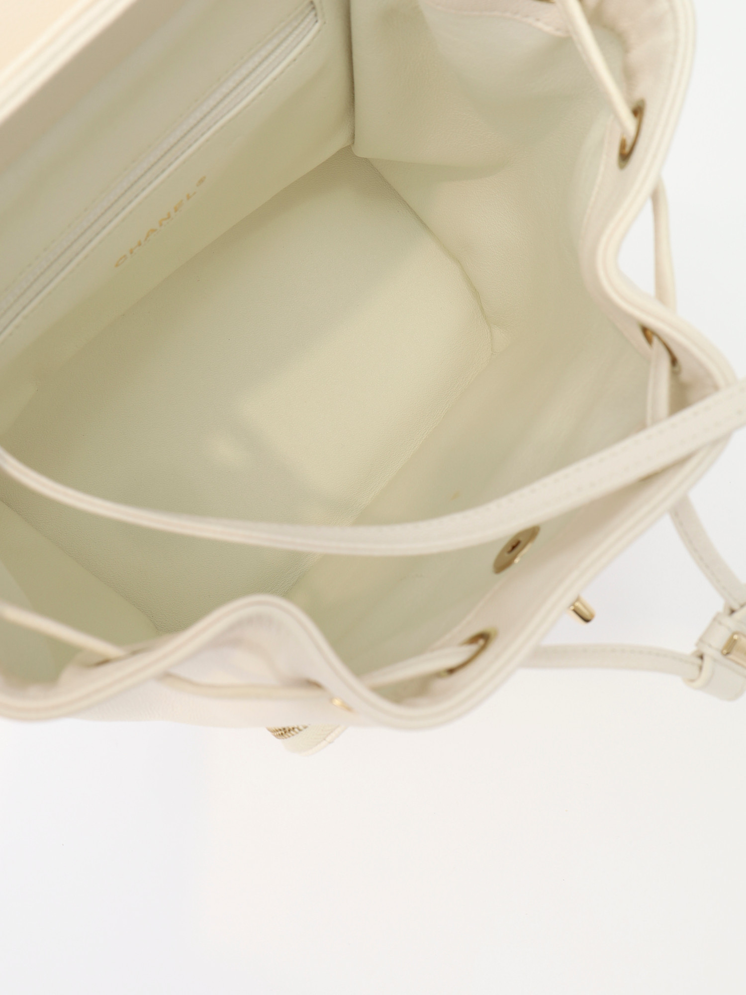 Chanel Business Affinity 9