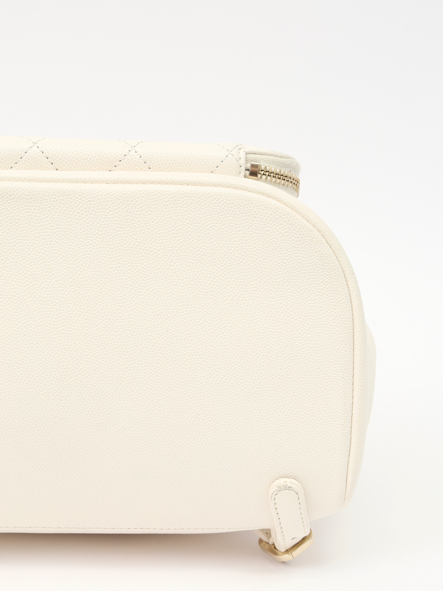 Chanel Business Affinity 8