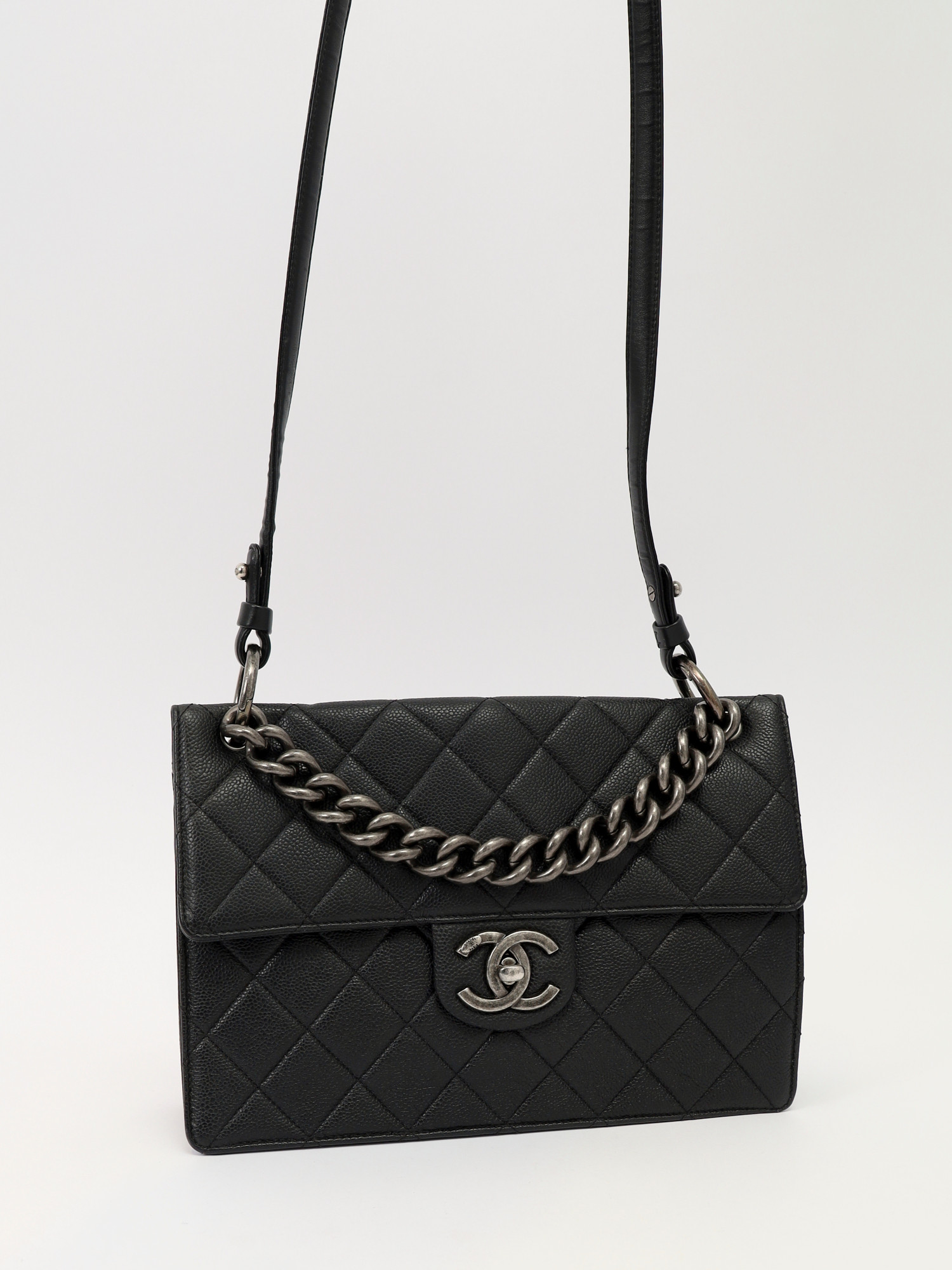 Chanel Timeless Classic 4