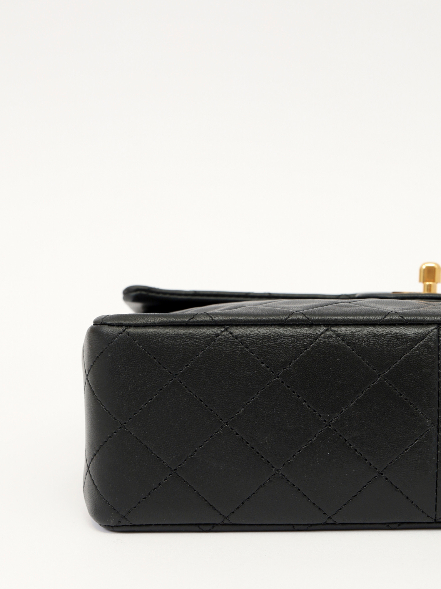 Chanel Timeless Classic 8