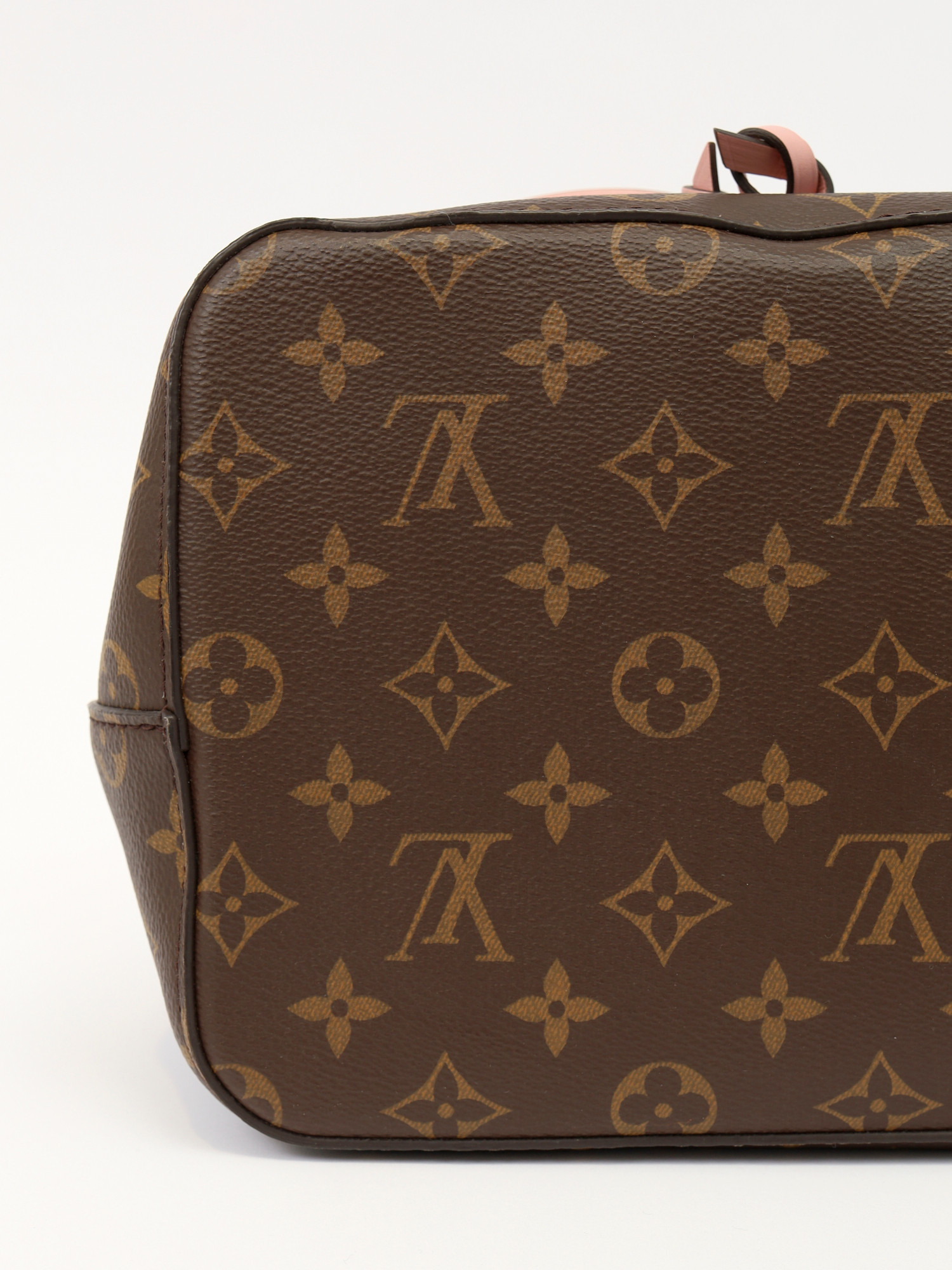 Сумки Louis Vuitton NeoNoe изображение #8