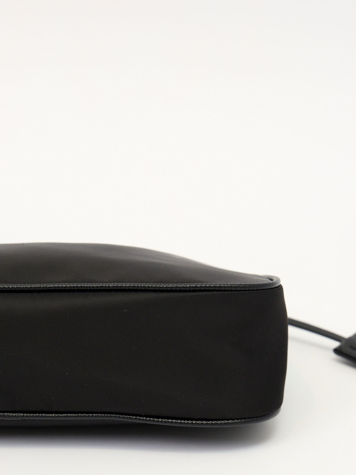 Prada Re-Edition 2005 11