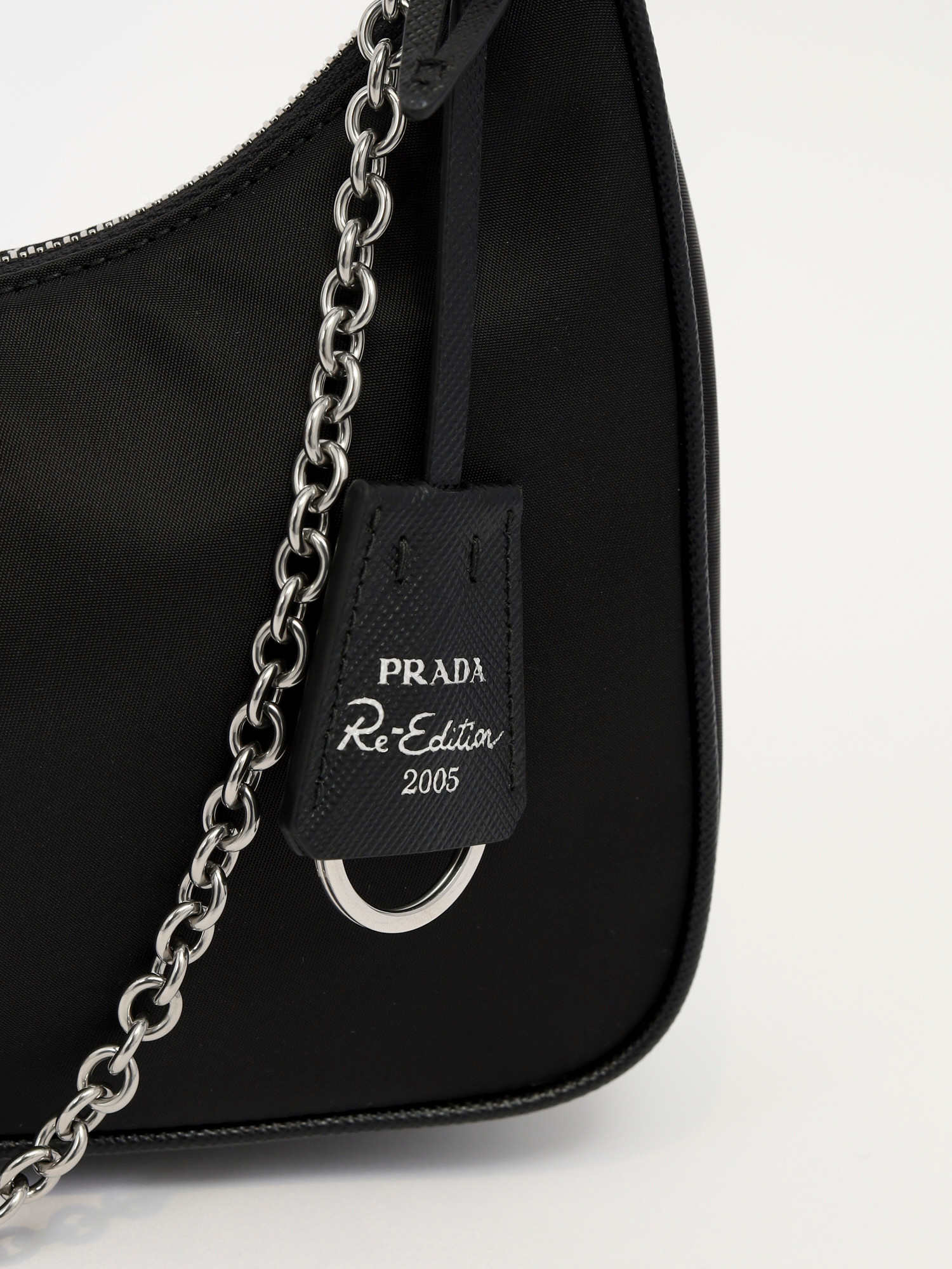 Prada Re-Edition 2005 6