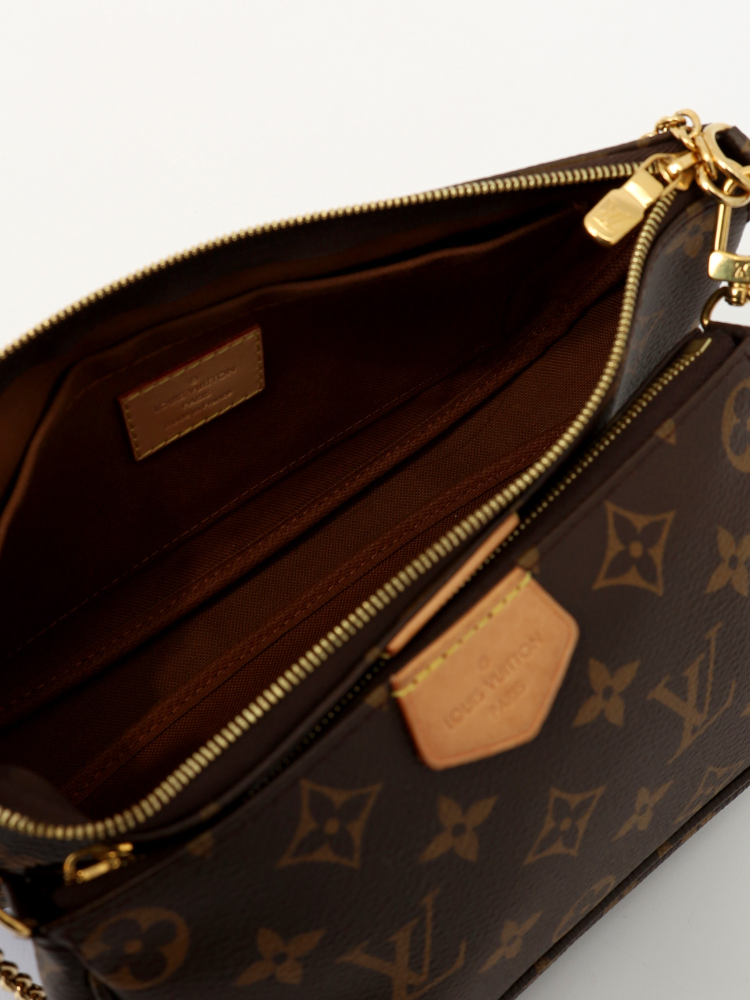 Louis Vuitton Multi Pochette 9