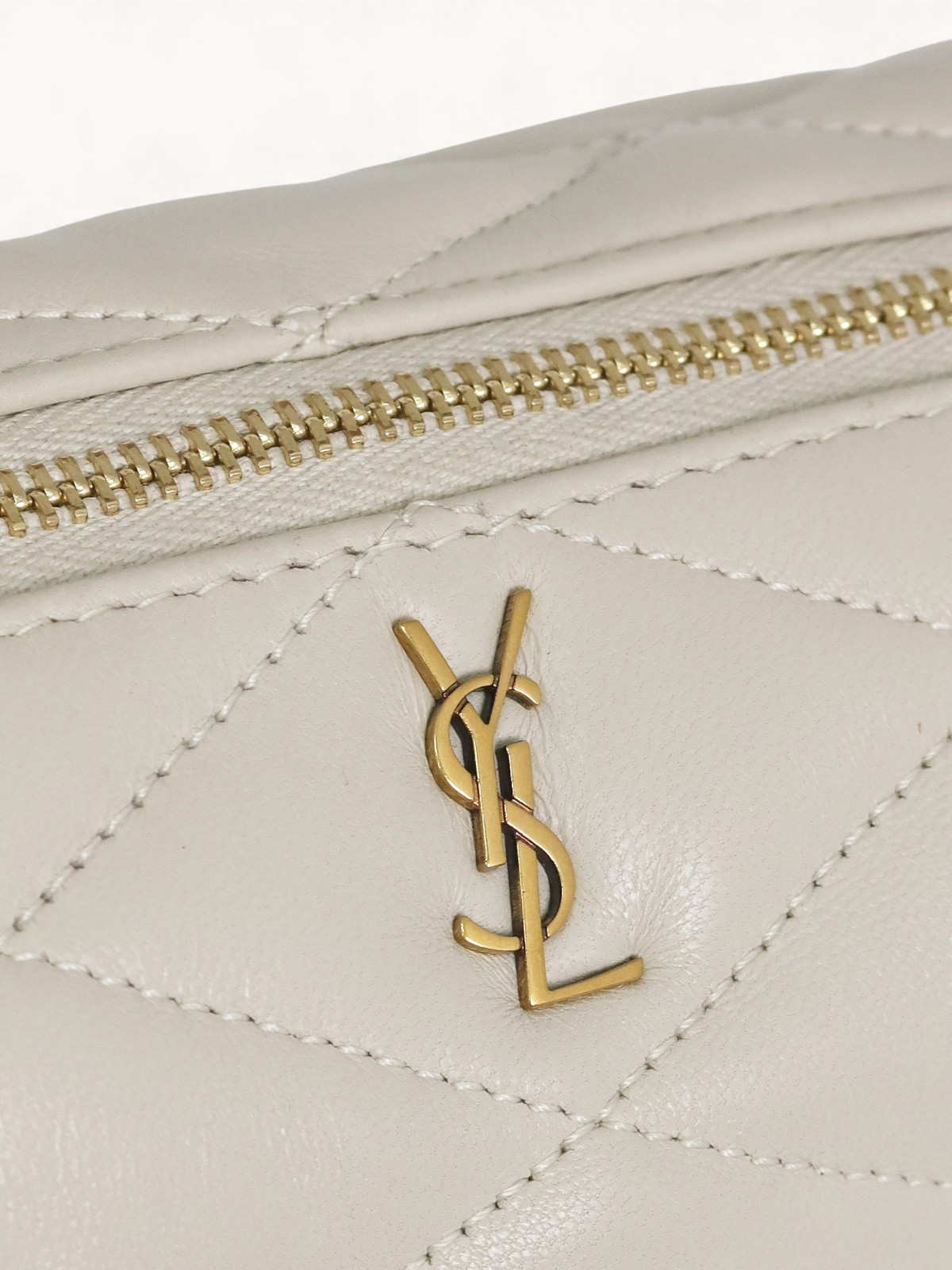 Saint Laurent Sade 7