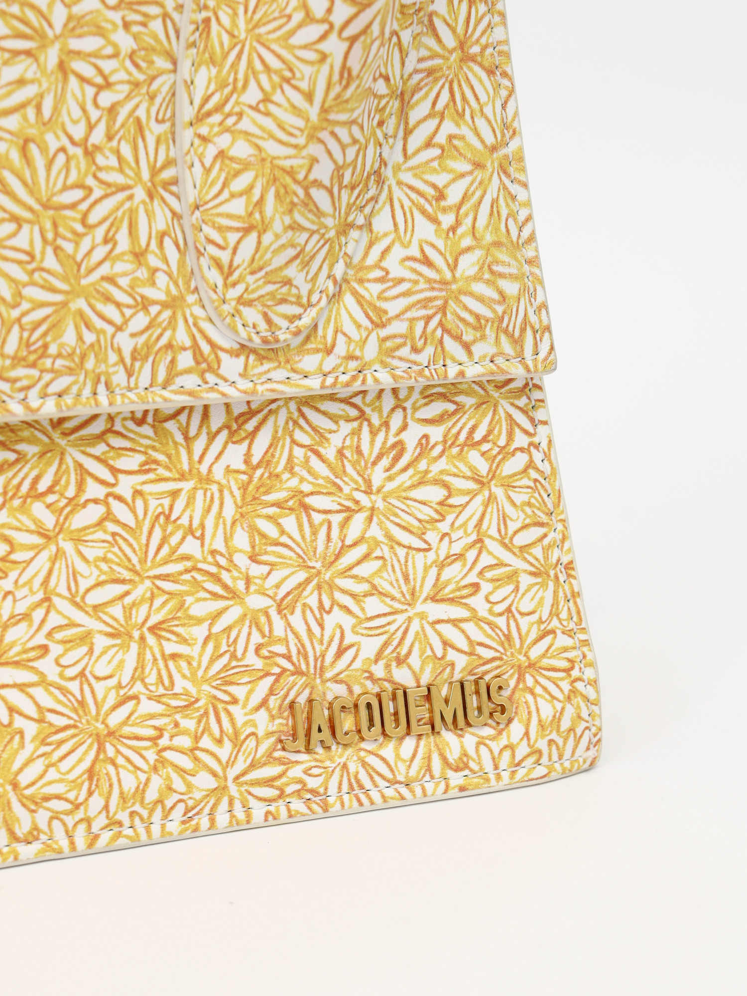 Jacquemus Le Chiquito 4