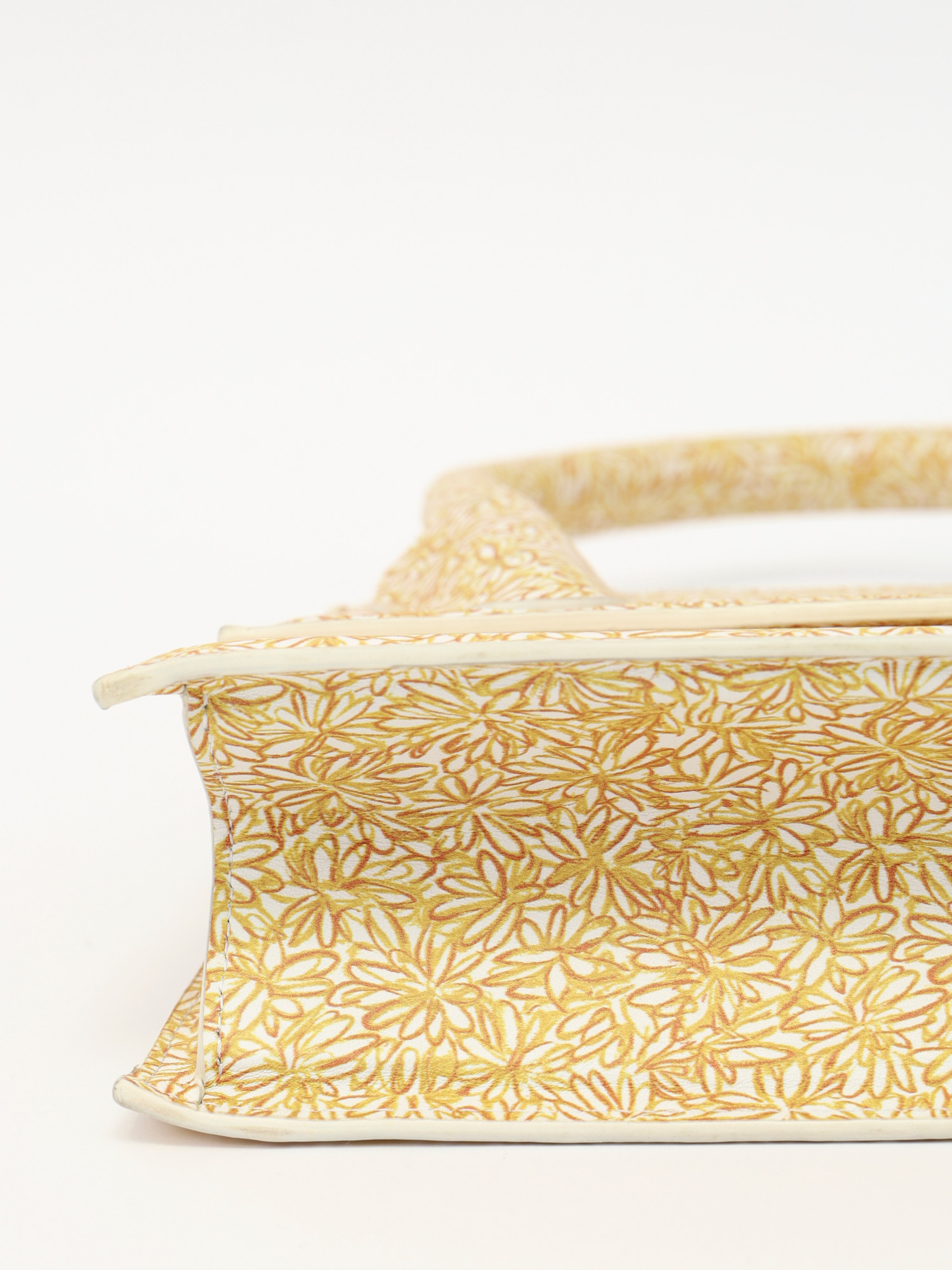 Jacquemus Le Chiquito 8