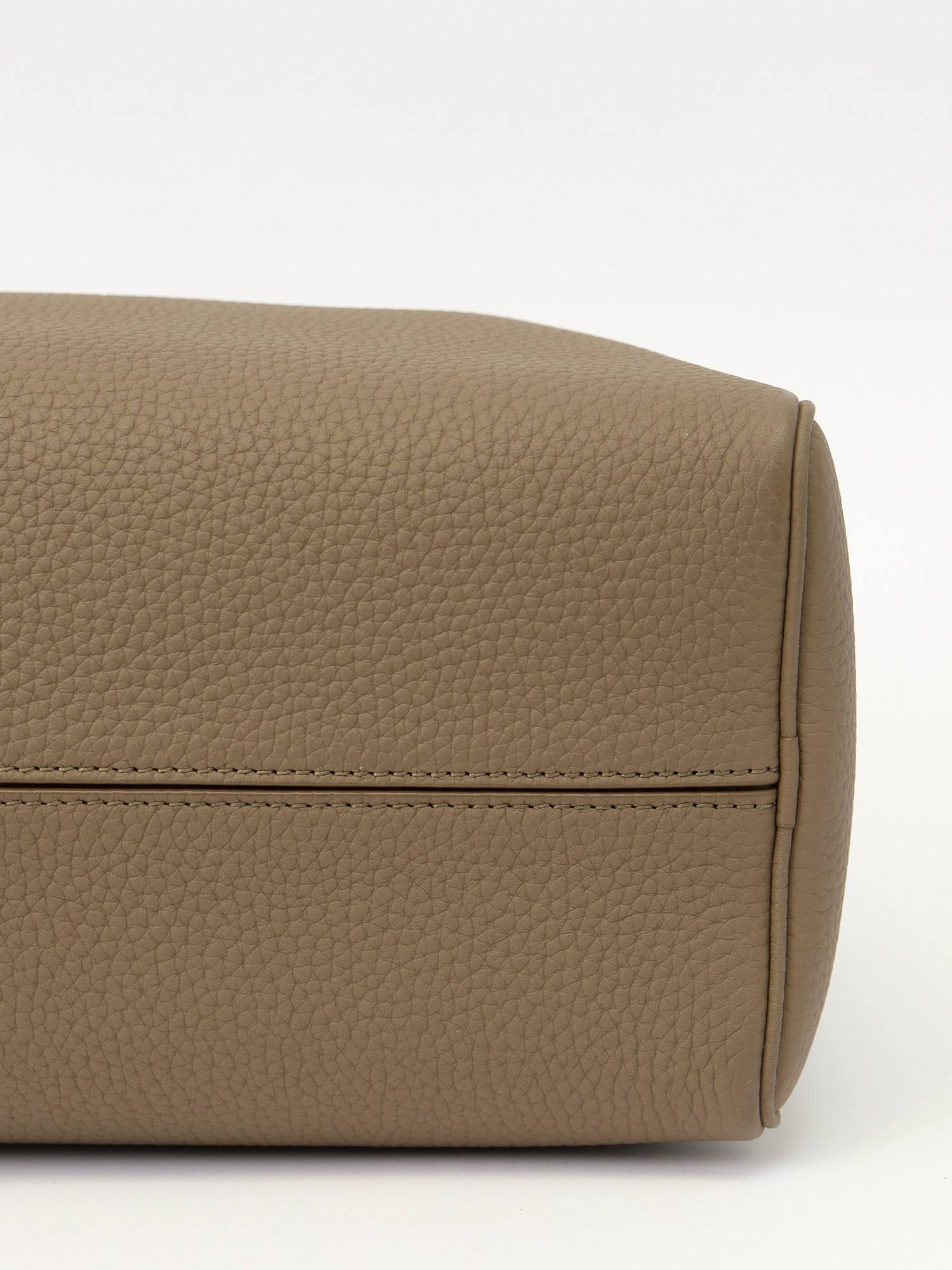 Сумки The Row India изображение #10