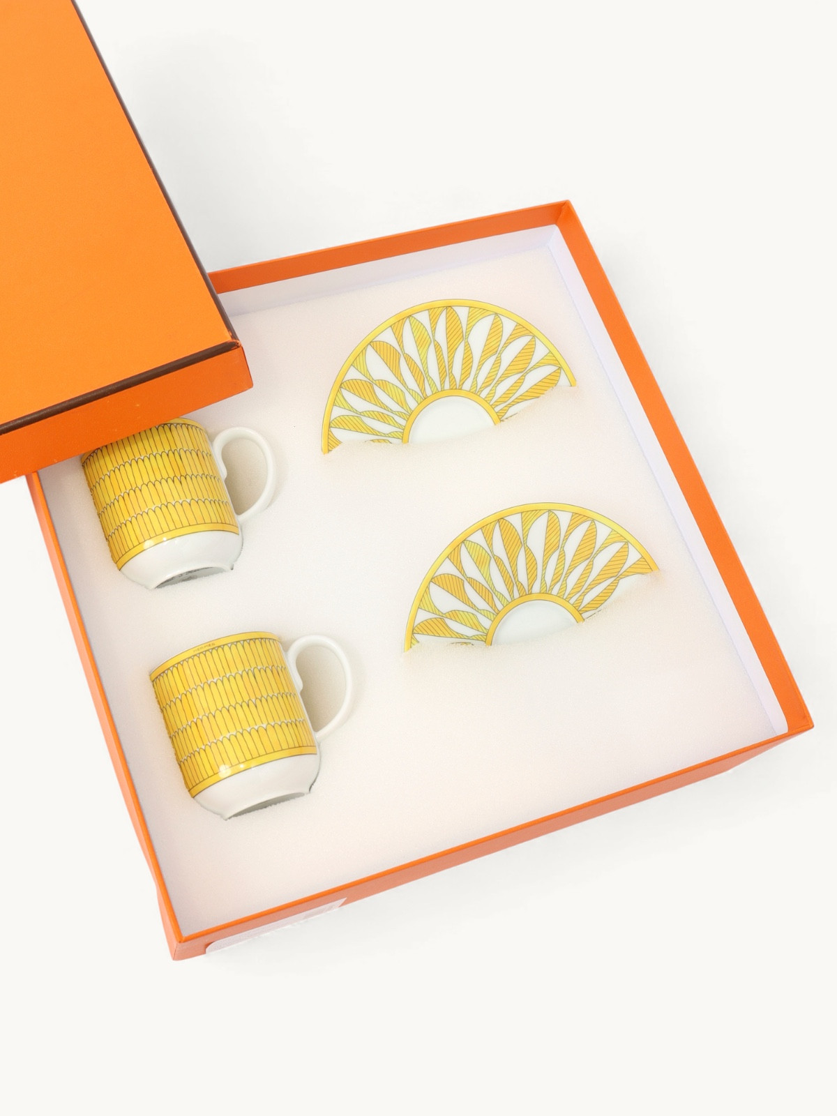 Hermes Set of cups 1