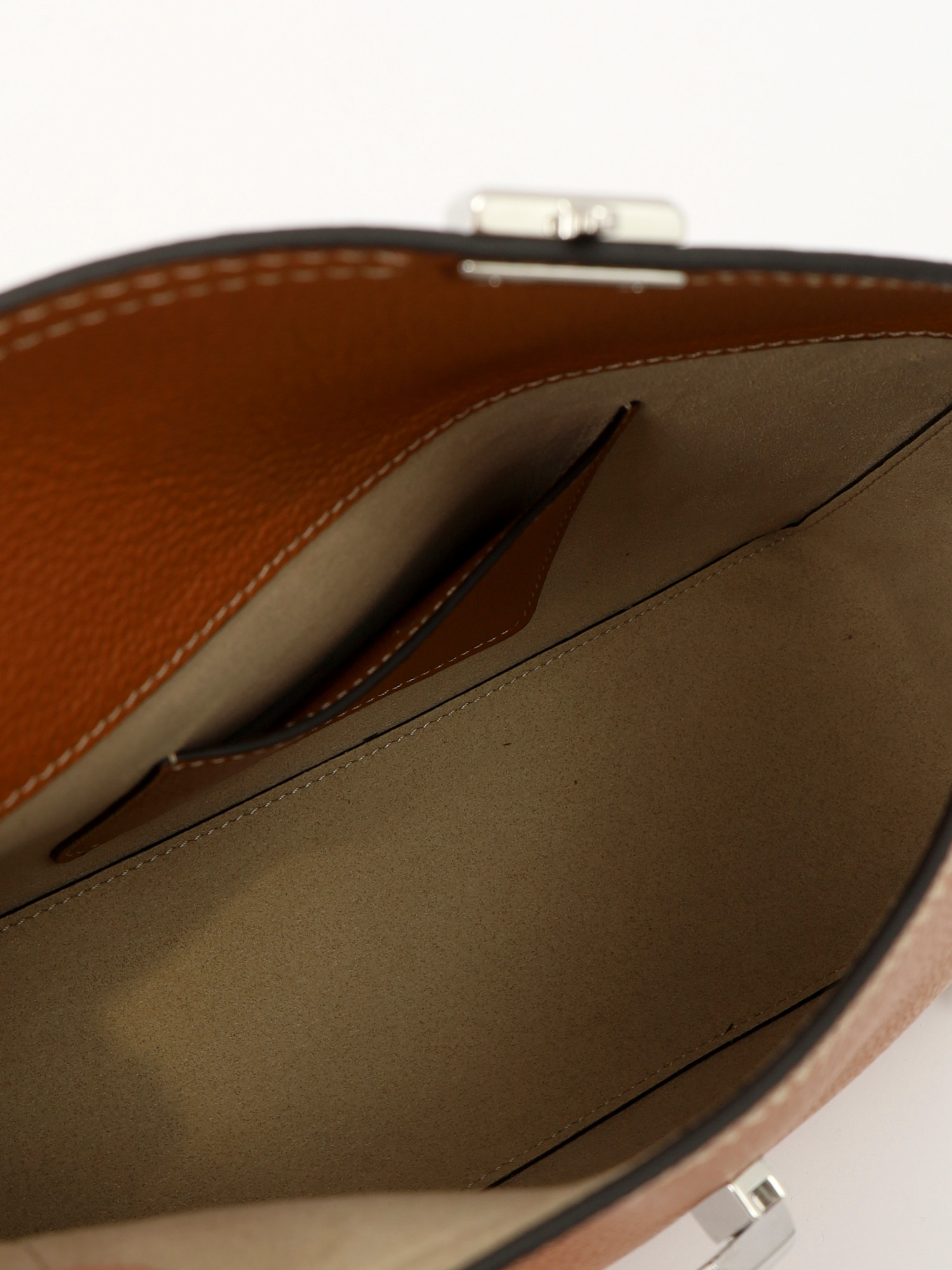 Сумки Toteme T-Lock изображение #11